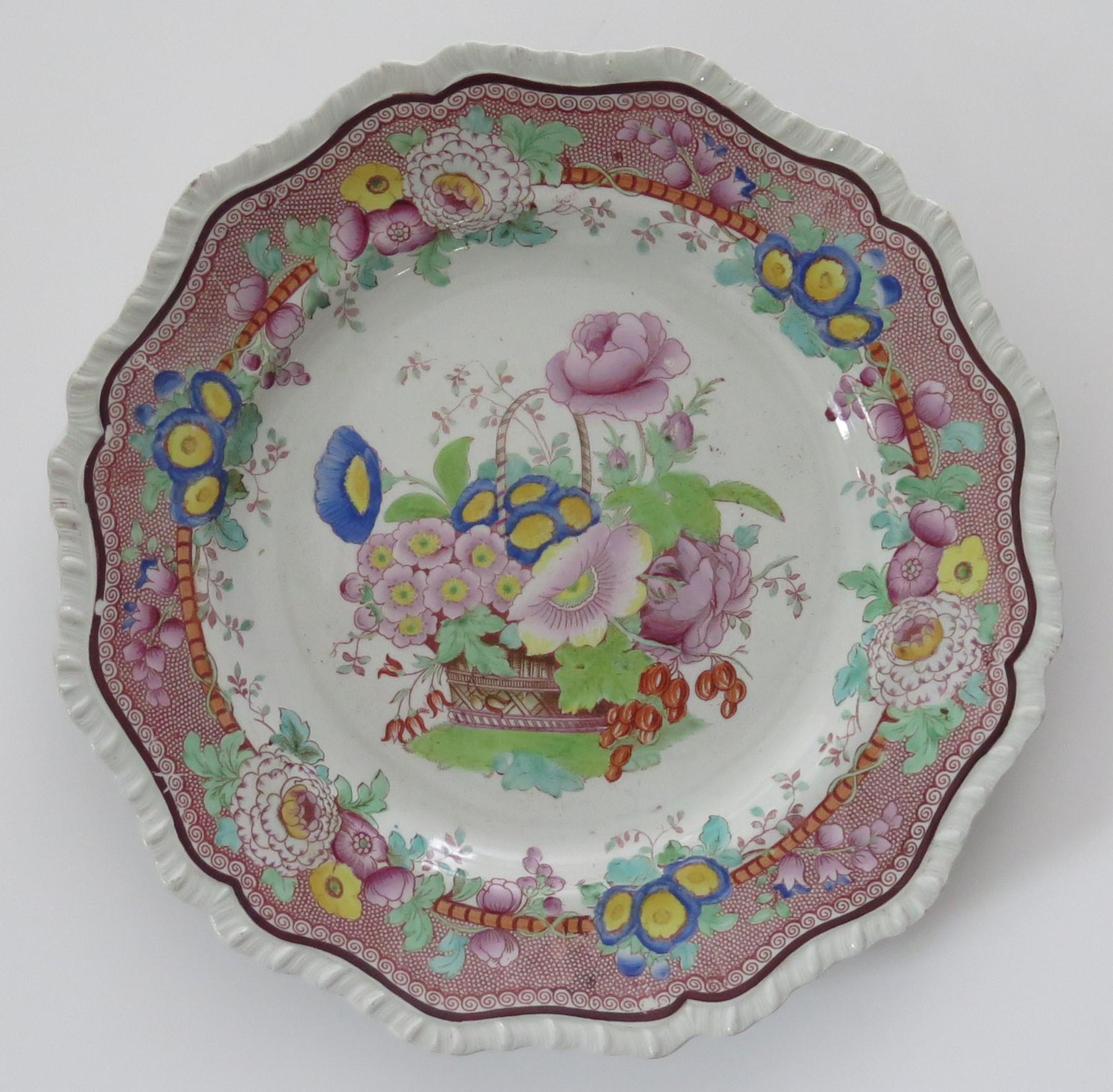 Hand-Painted Georgian Pair Hicks and Meigh Ironstone Dinner Plates in Pattern 23, Circa 1815