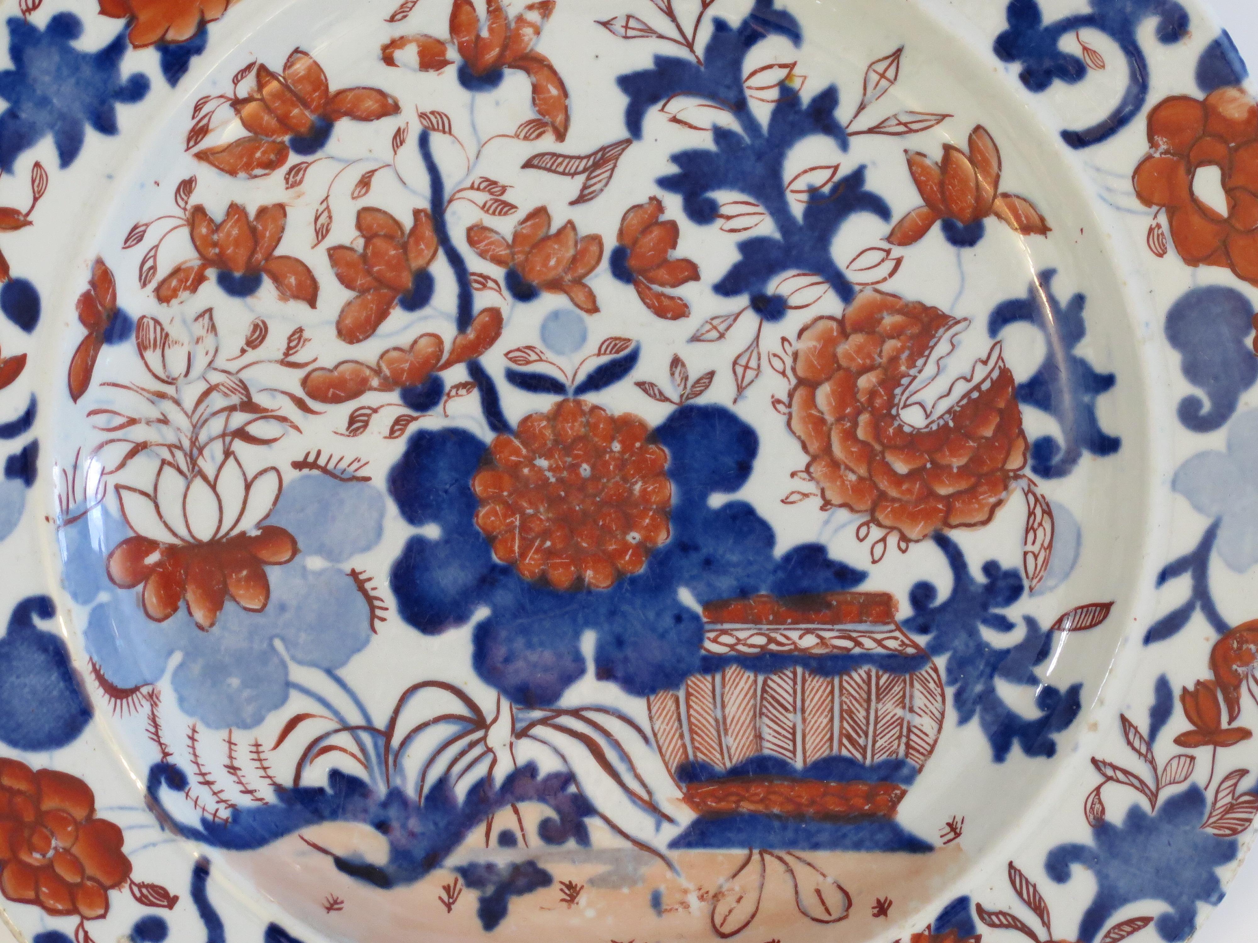 Hand-Painted Georgian Pair of Mason's Ironstone Dinner Plates in Basket Japan Pattn, Ca 1818