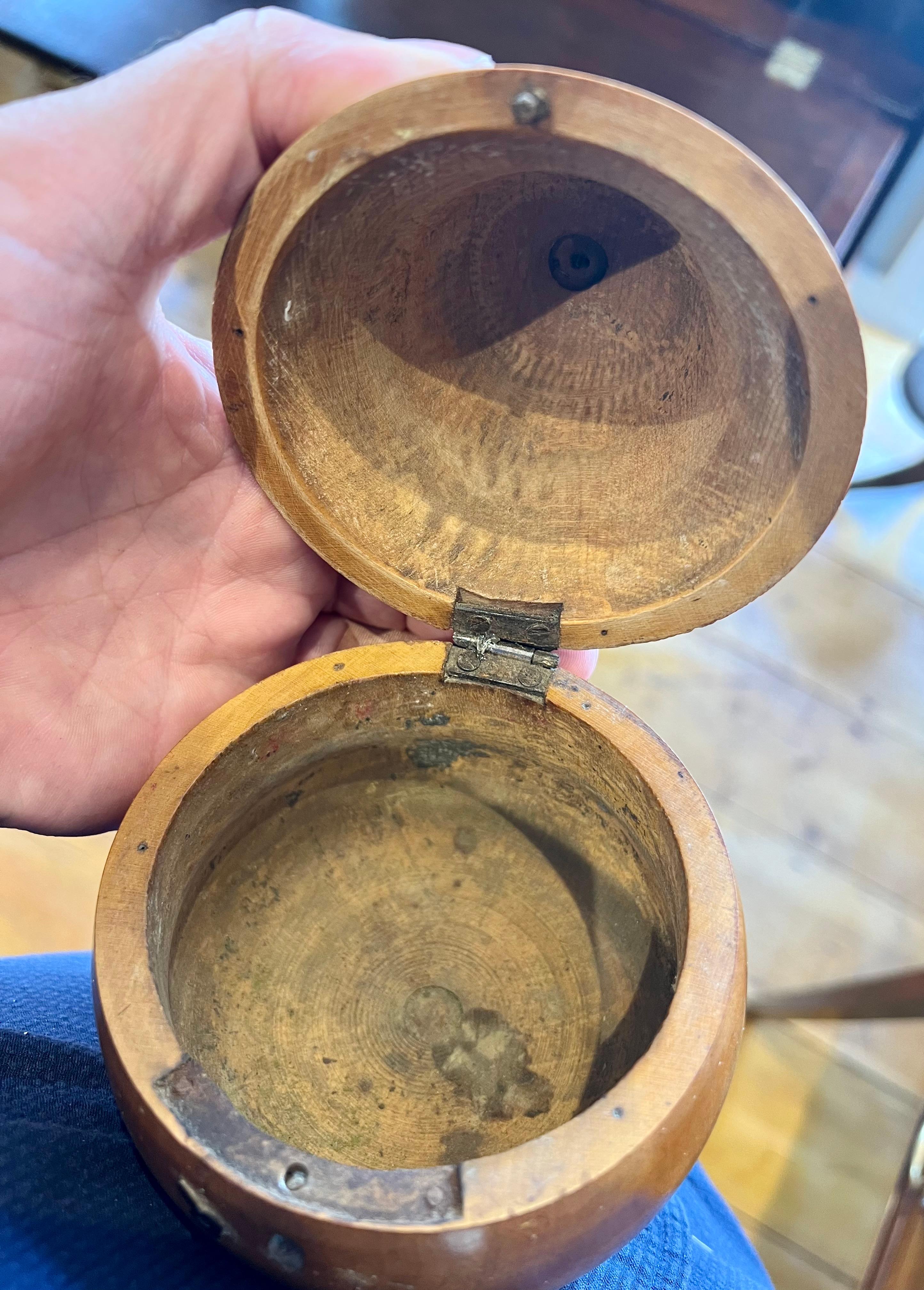 Georgian Pear Shaped Tea Caddy In Good Condition In Wiscasset, ME