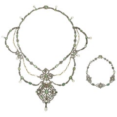 Suite de collier et bracelet en perles:: émeraudes et diamants vers 1850