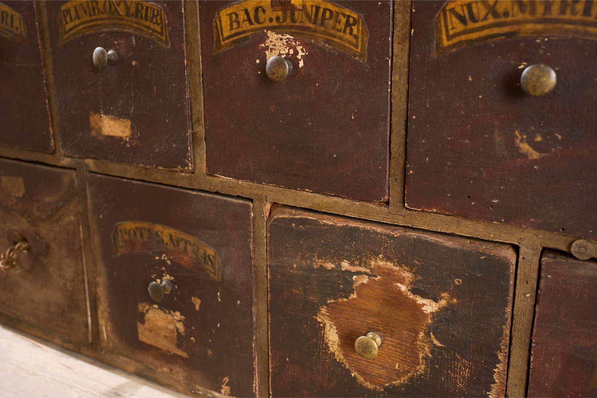 Georgian period Chemist Apothecary drawers - No2 For Sale 1