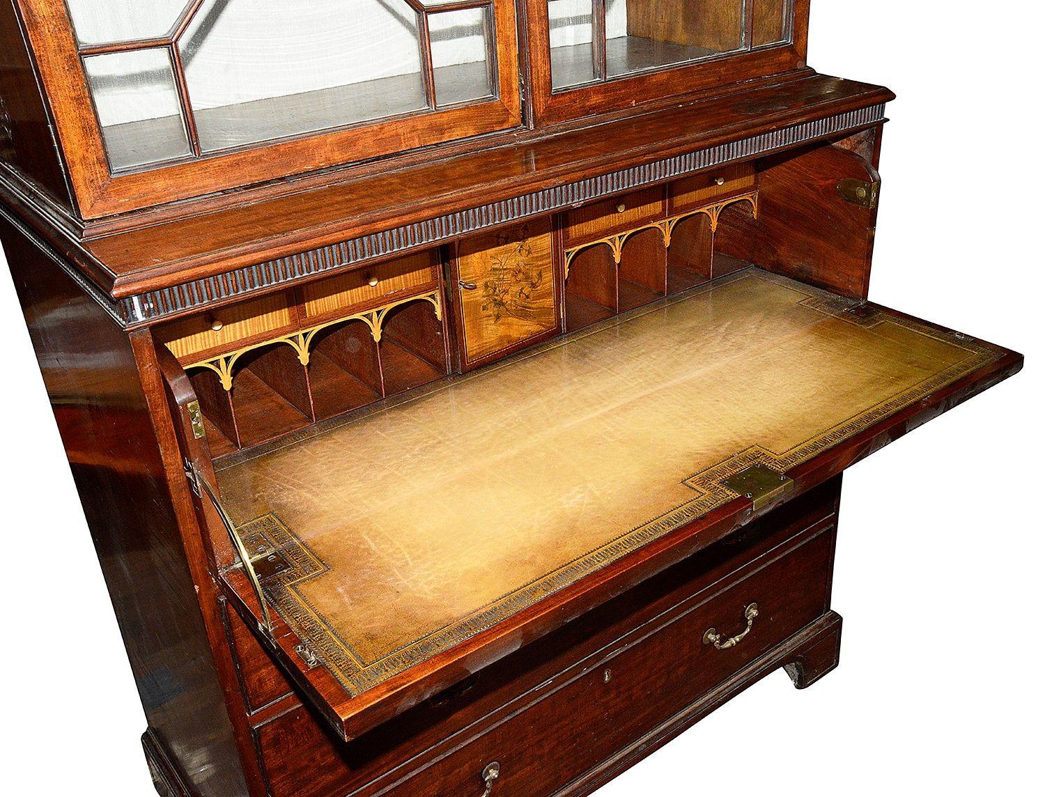 Anglais Bibliothèque à secret en acajou d'époque géorgienne, vers 1780 en vente