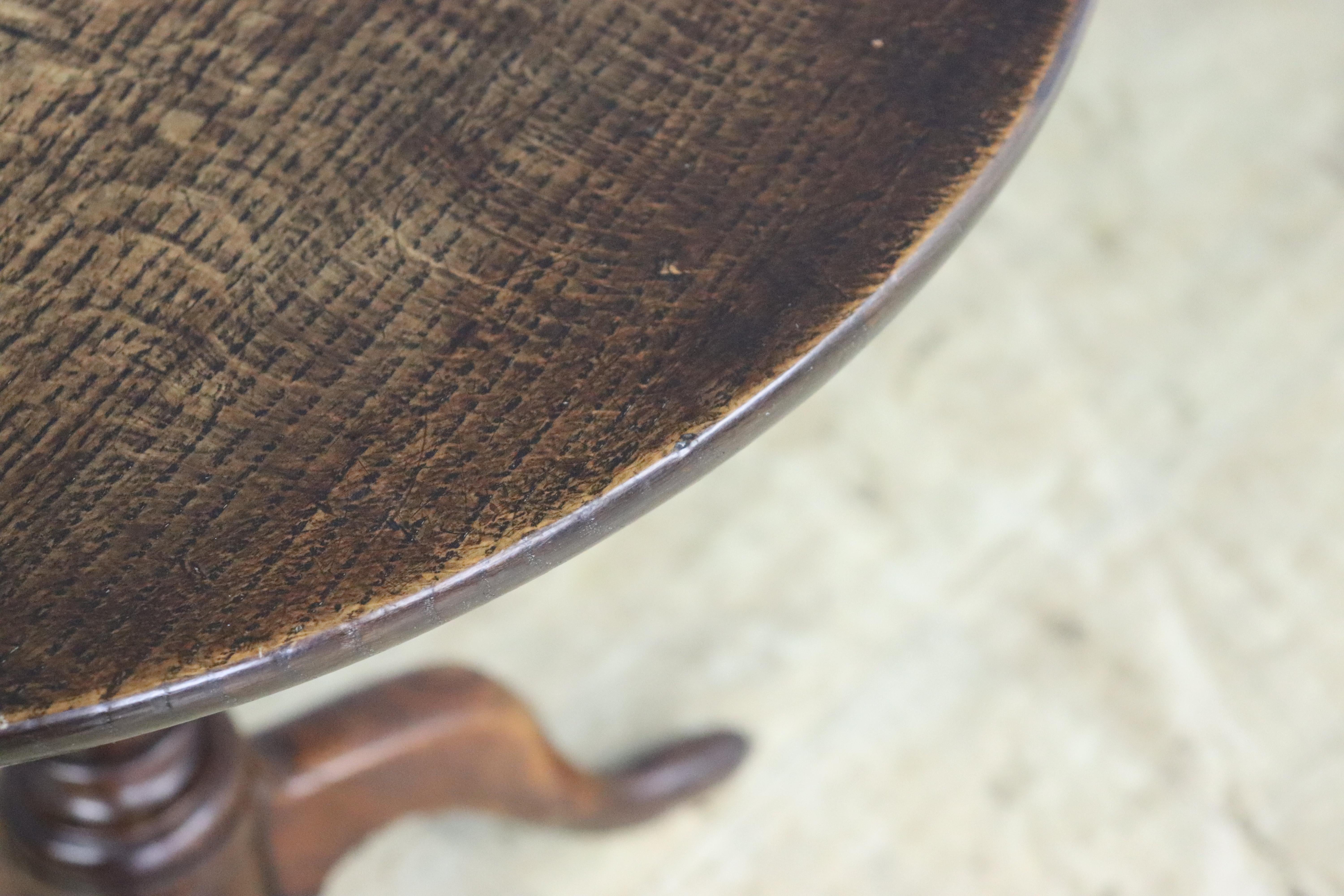 Georgian Period Oak Tripod Based Lamp Table For Sale 2