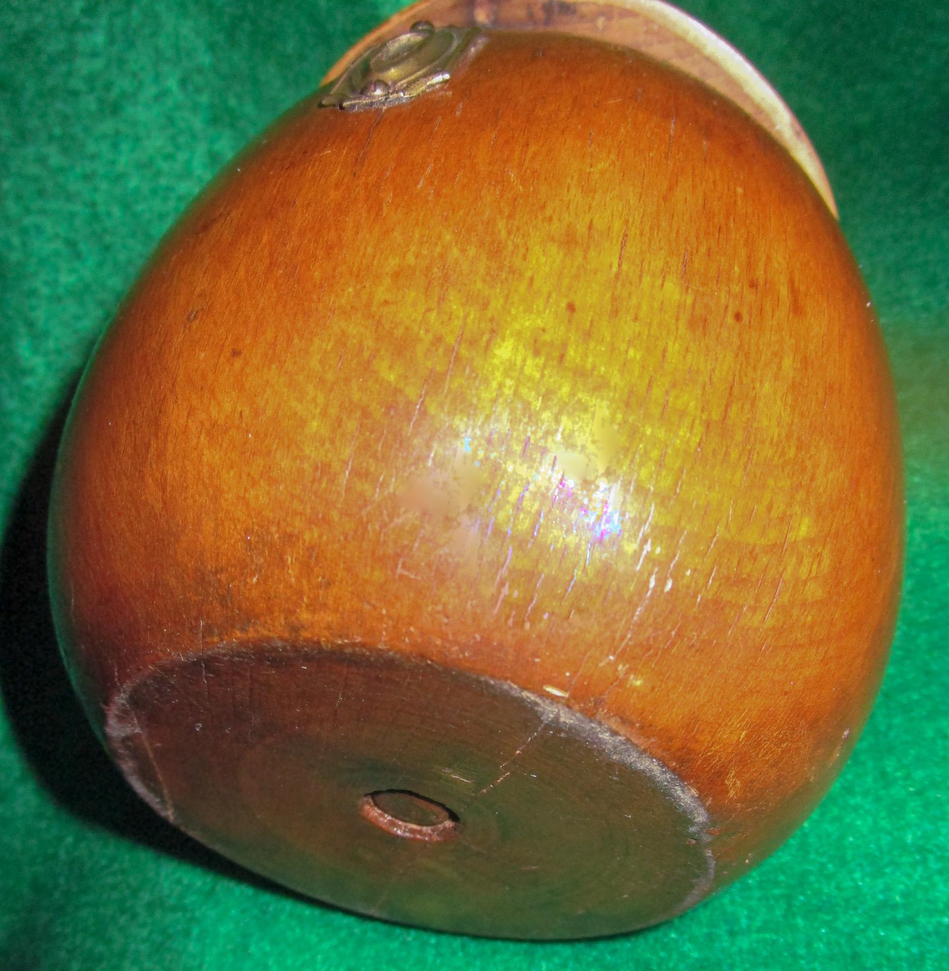 Georgian Period Pear Shaped Treen Tea Caddy In Good Condition For Sale In Savannah, GA