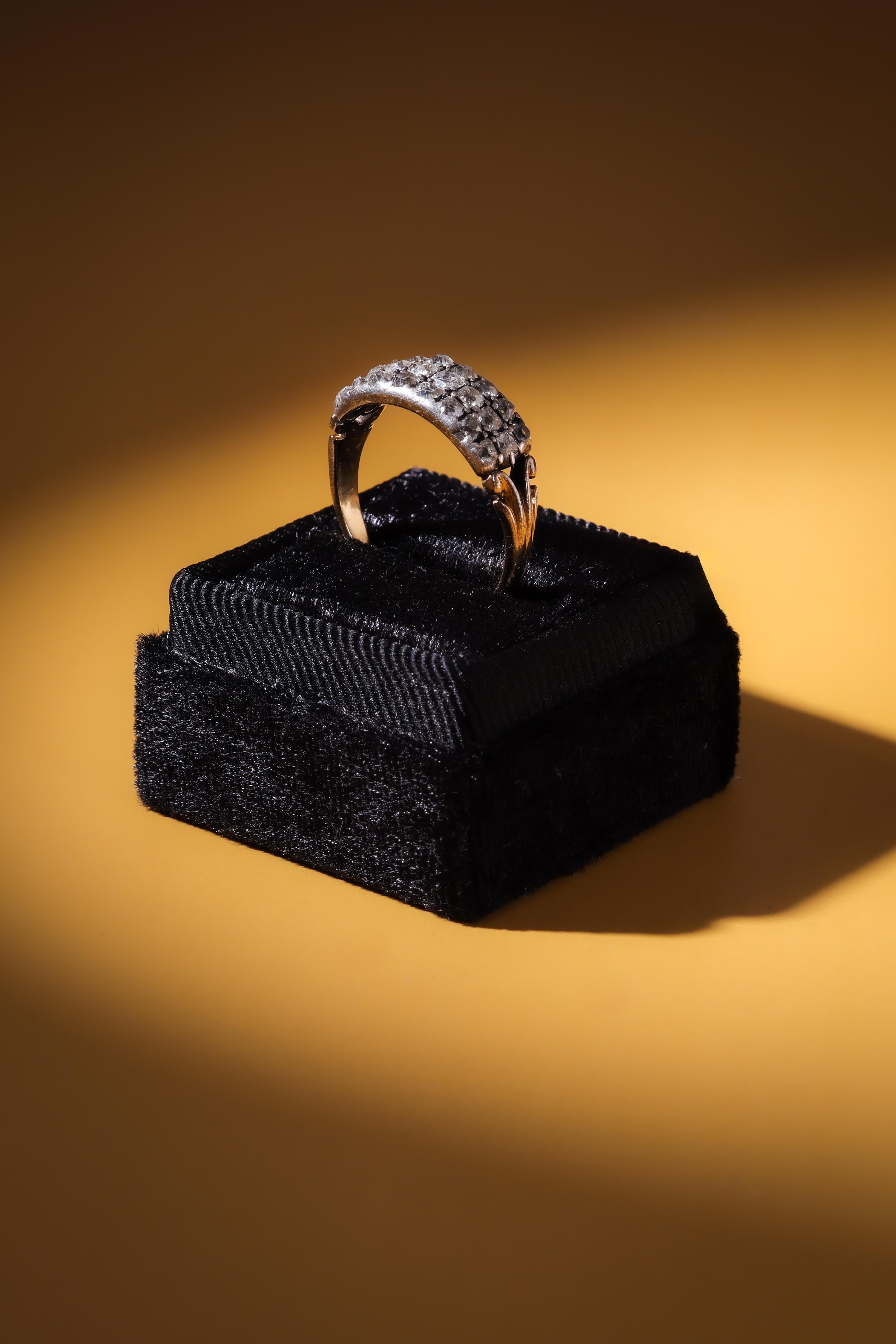Old Mine Cut Georgian Peruzzi Cut Diamond 18K Yellow Gold and Silver Three Row Ring
