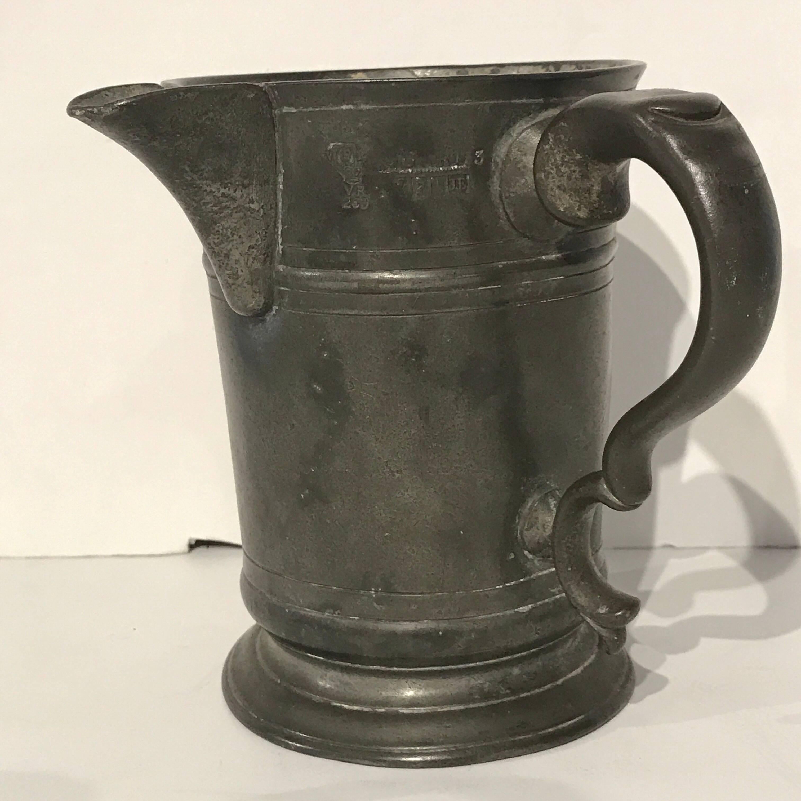 George III Georgian Pewter Measure from the Hope Inn, by Edward J Wilderness Row For Sale