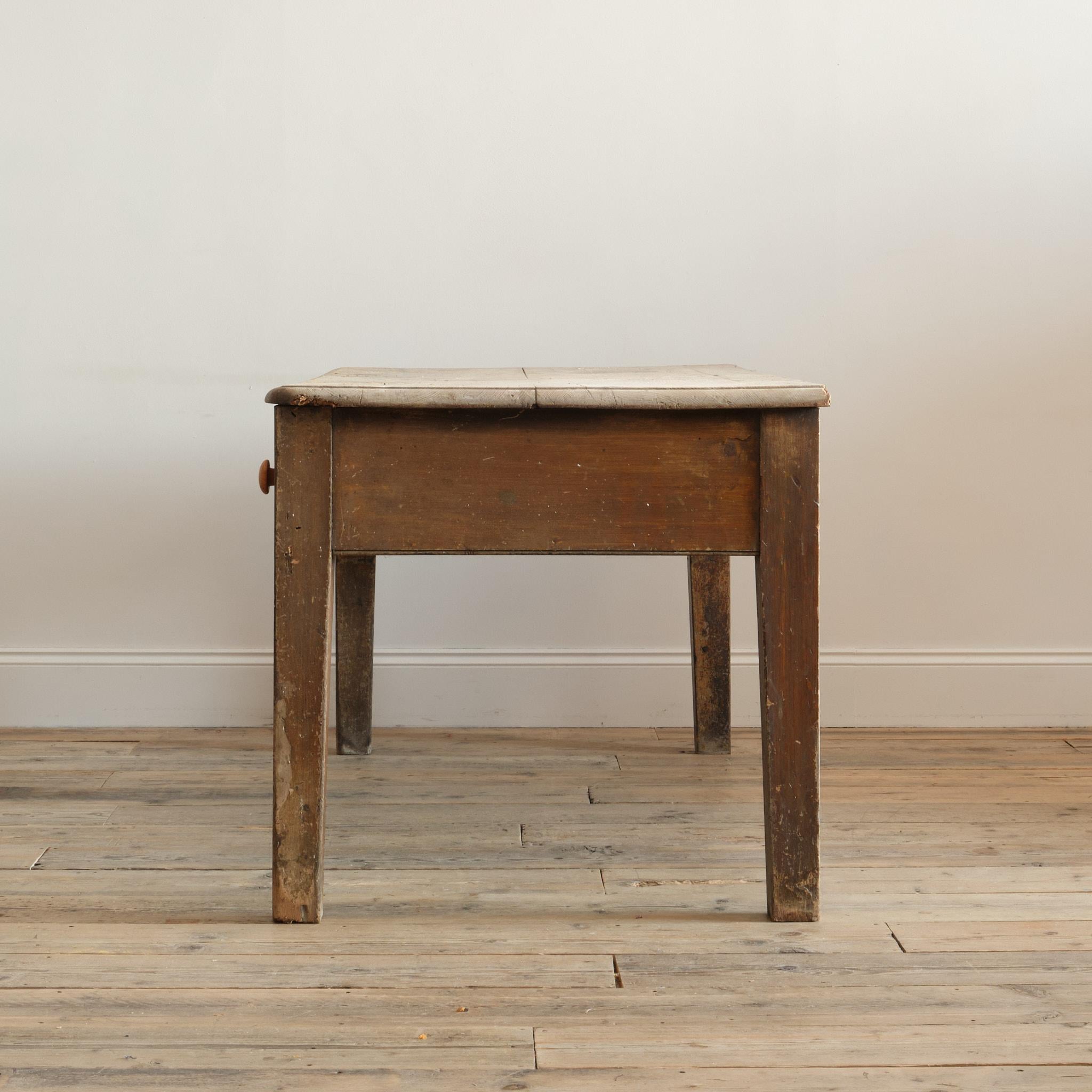 Georgian Pine Scullery Table In Original Paint For Sale 3