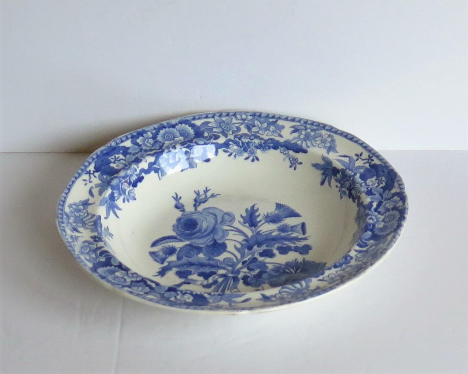 Georgian Plate or Bowl by Spode in Blue and White Union Wreath Ptn No.3, Ca 1820 1