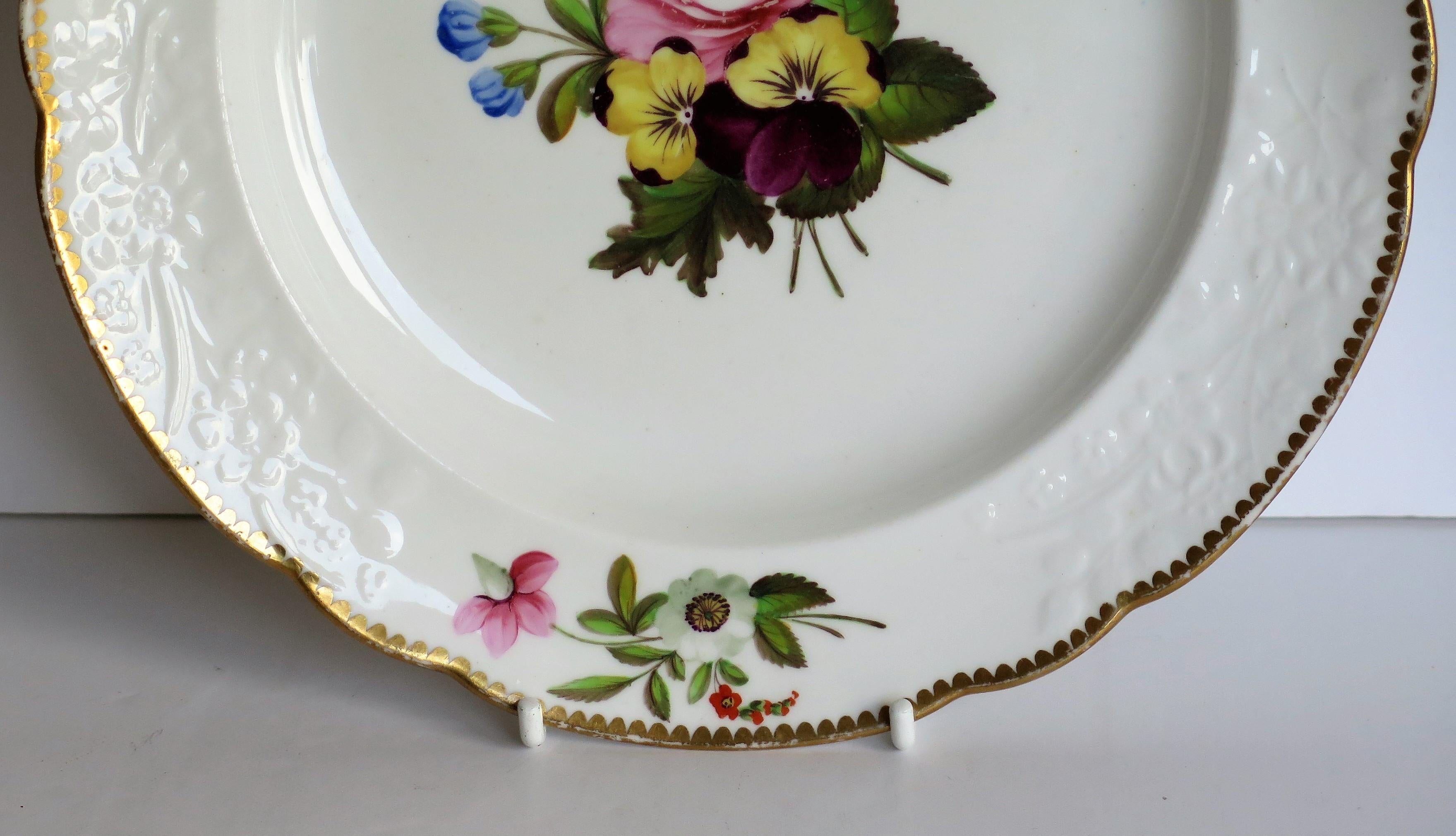 Georgian Porcelain Plate by Spode Hand Painted Botanical Ptn 3127, circa 1820 For Sale 1