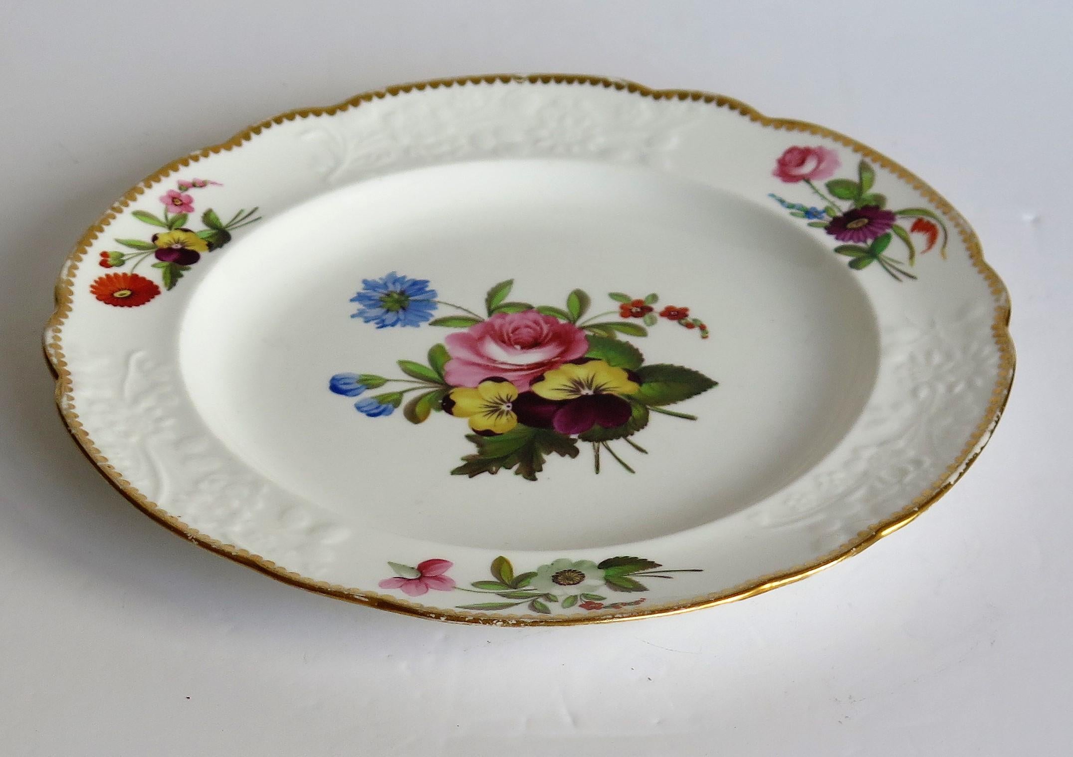 Georgian Porcelain Plate by Spode Hand Painted Botanical Ptn 3127, circa 1820 For Sale 2
