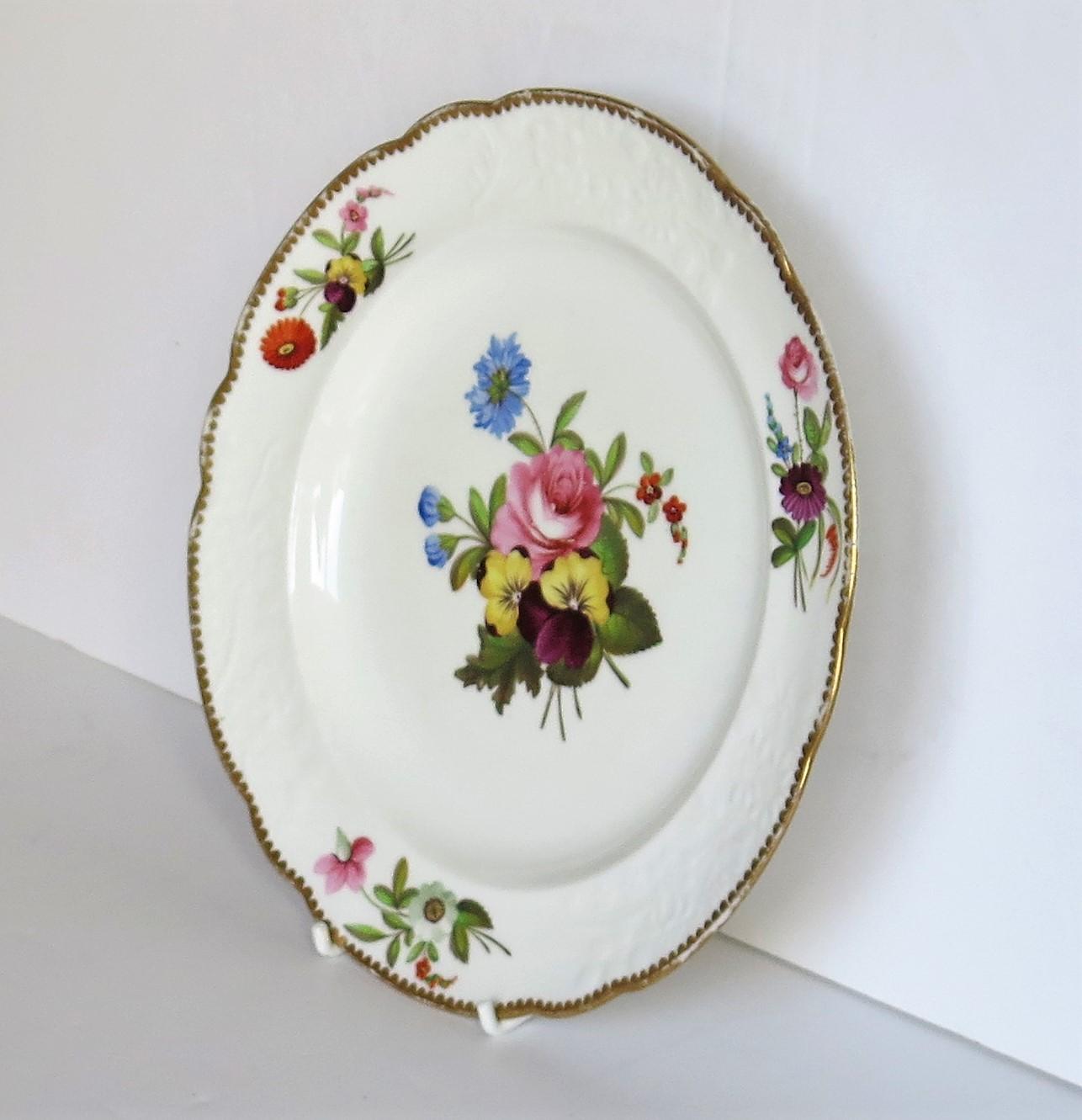 English Georgian Porcelain Plate by Spode Hand Painted Botanical Ptn 3127, circa 1820 For Sale