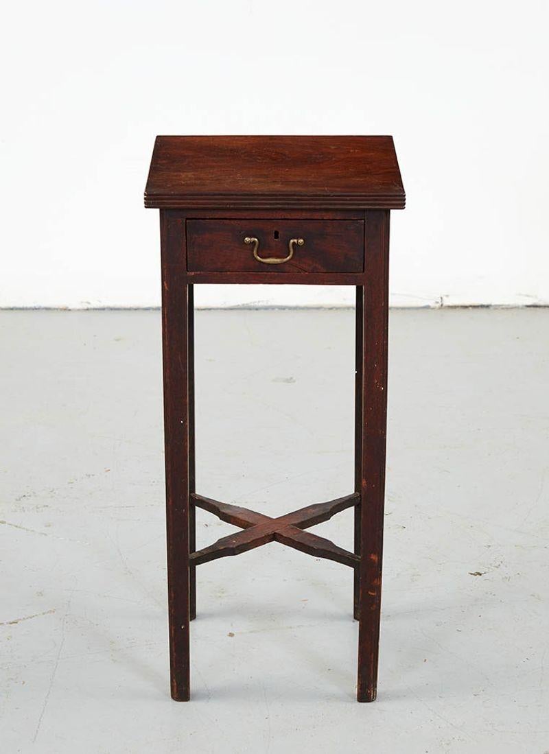 Georgian Provincial Padouk Square Table In Good Condition For Sale In Greenwich, CT