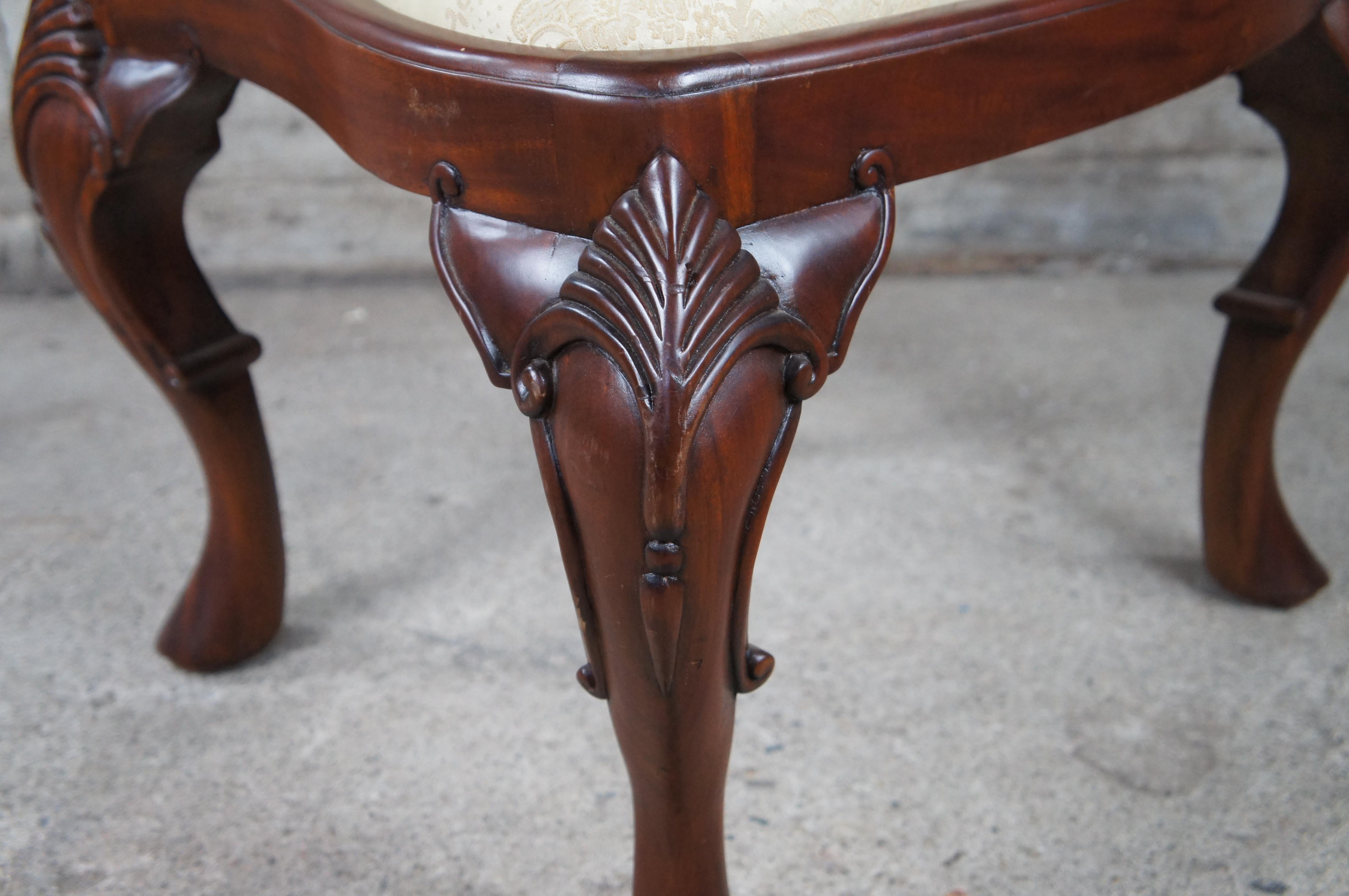 Georgian Queen Anne Style Carved Mahogany Dining Side Desk Chair Brocade Seat For Sale 3