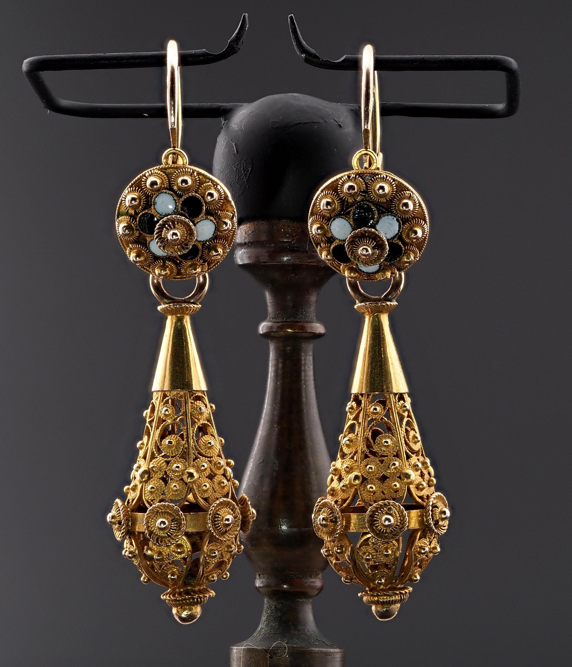 Women's Georgian Rare Cannettille Enamelled 18 Kt Torpedo Night/Day earrings For Sale