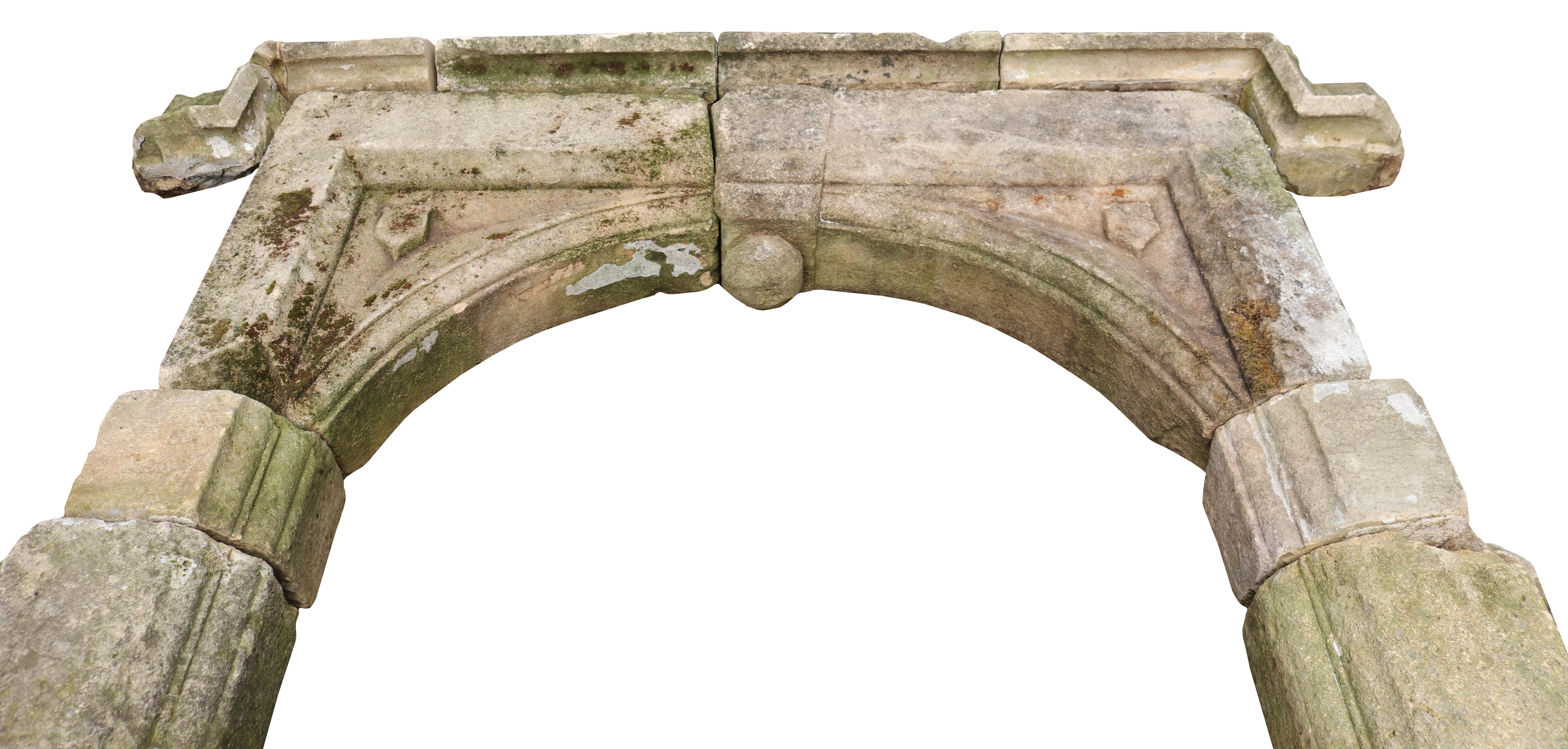 Georgian Reclaimed Arched Limestone Door Way In Fair Condition In Wormelow, Herefordshire