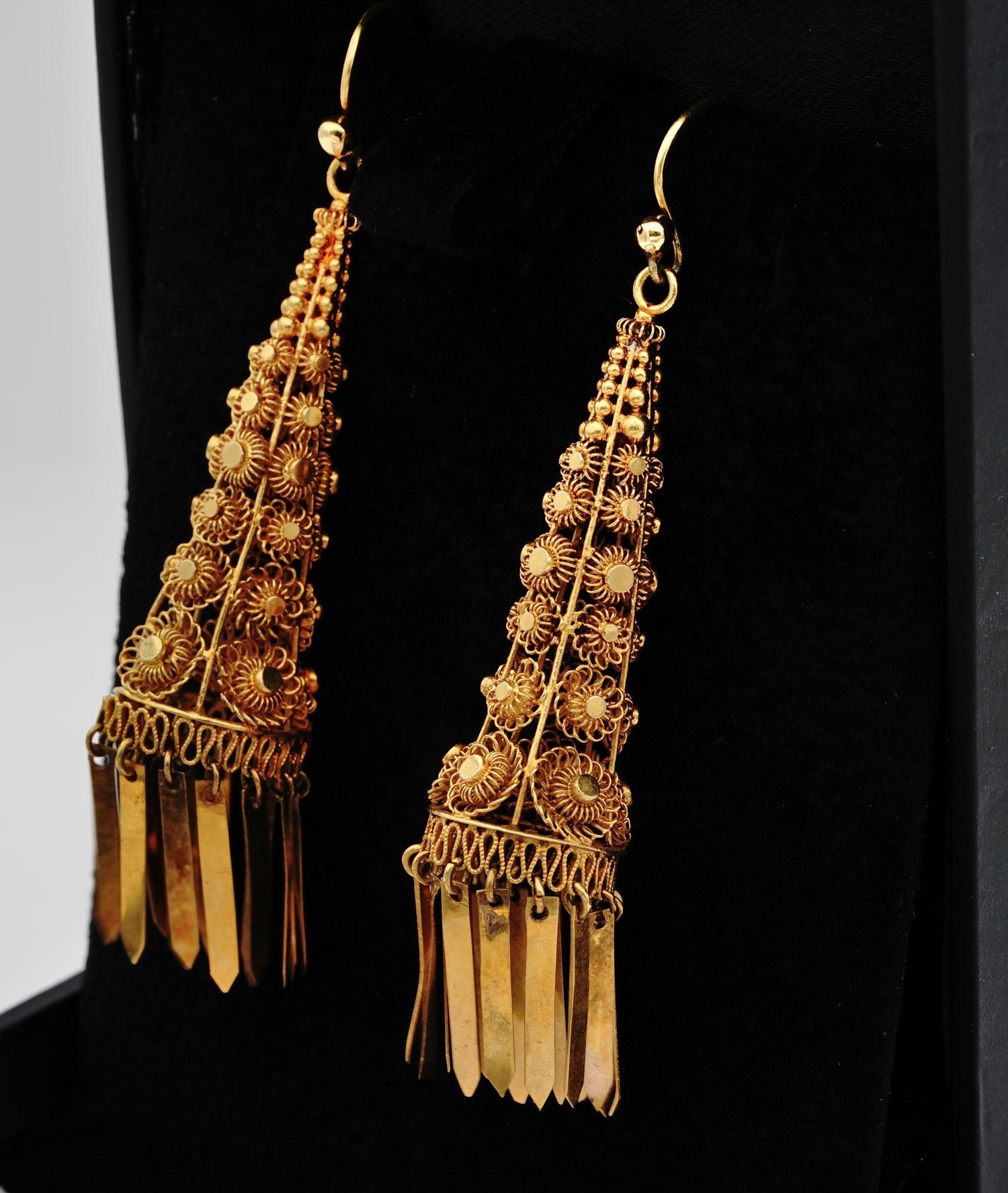 Georgian Regency 18 Karat Gold Rare Cannetille Work Drop Earrings 1