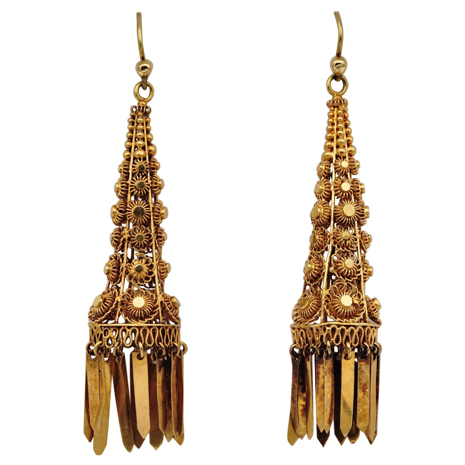 Georgian Regency 18 Karat Gold Rare Cannetille Work Drop Earrings