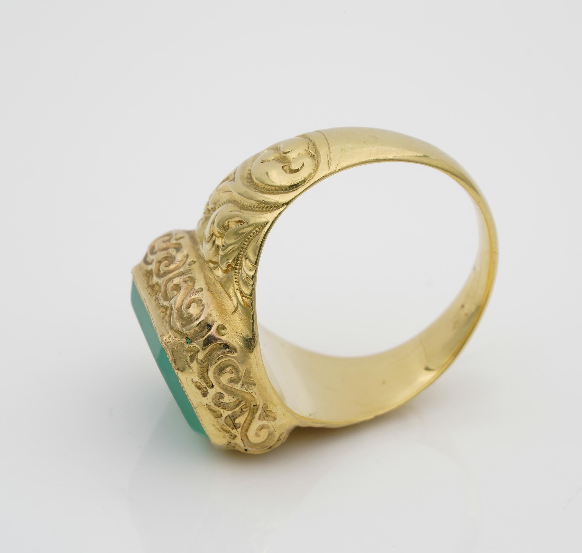 Women's or Men's Georgian/Regency Intaglio Prasiolite Embossed 18 Karat Signet ring For Sale
