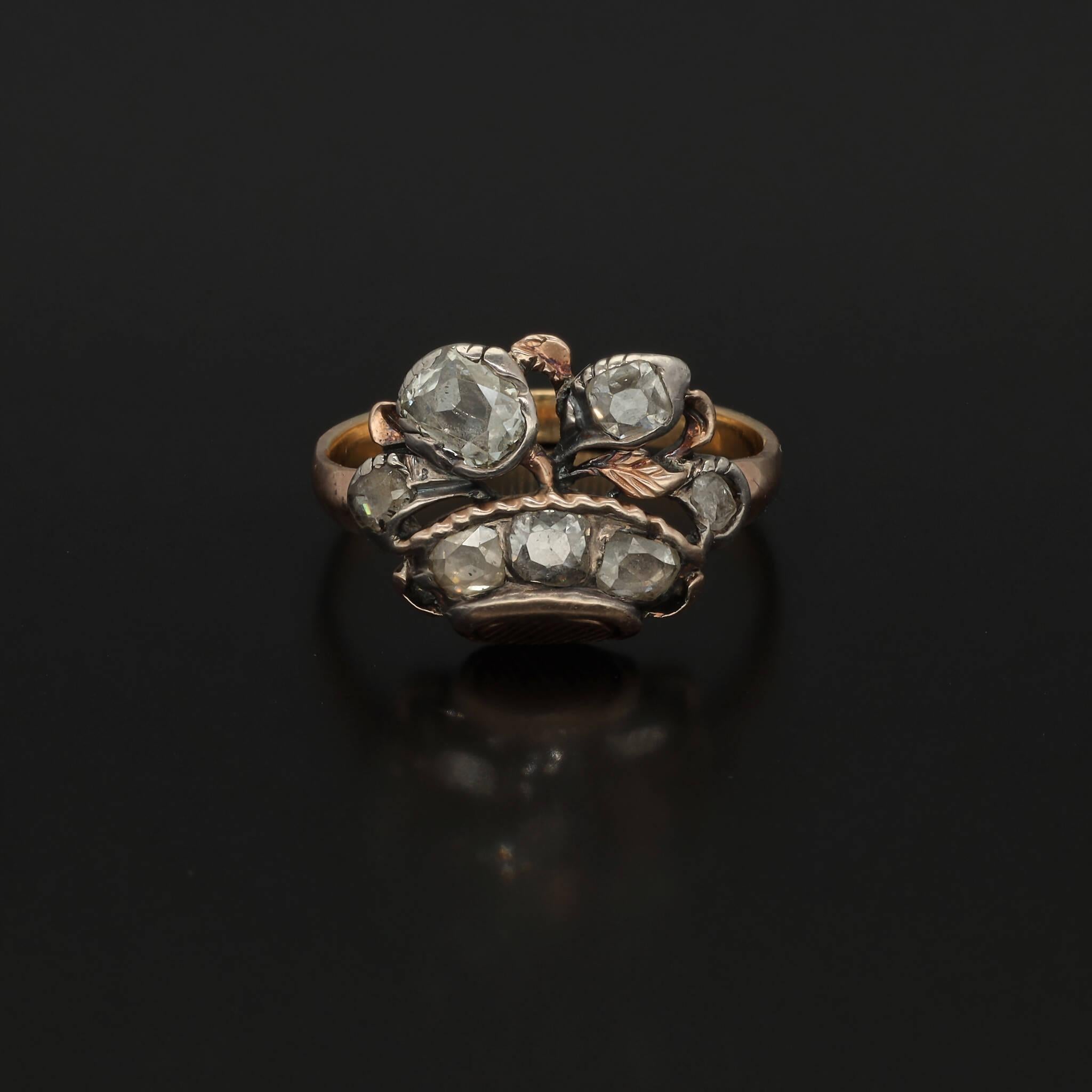 Georgian Revival Diamond Giardinetti Ring, Antique Diamond Flower Basket Ring In Excellent Condition In Rottedam, NL
