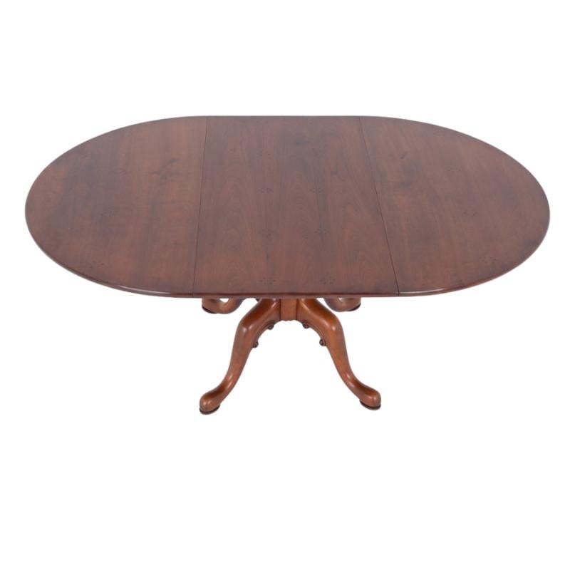 Georgian Revival Esstisch Ausziehbar Kirsche Wood im Angebot 1
