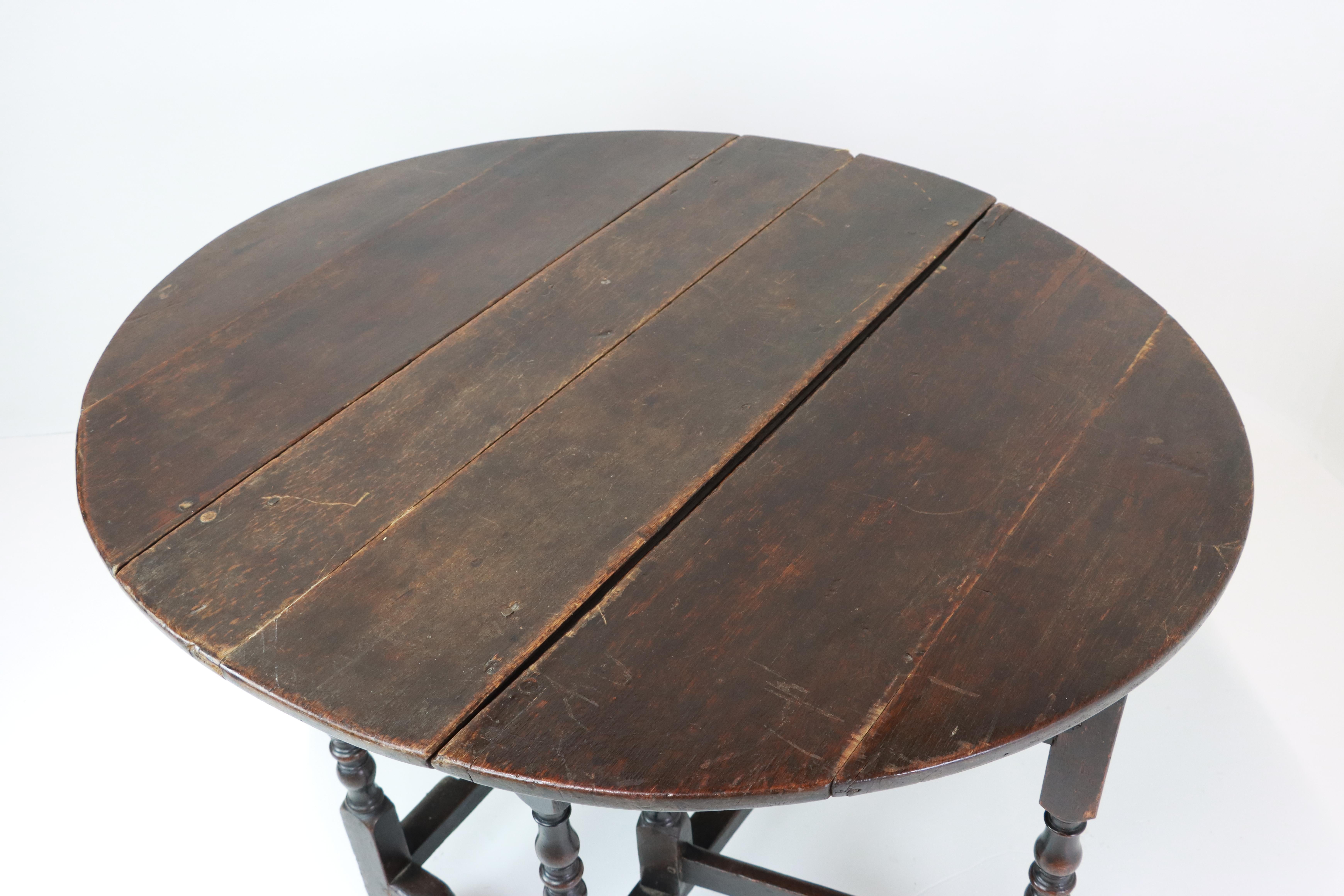 Georgian Revival English Barley Twist Oak Gateleg Table For Sale 2