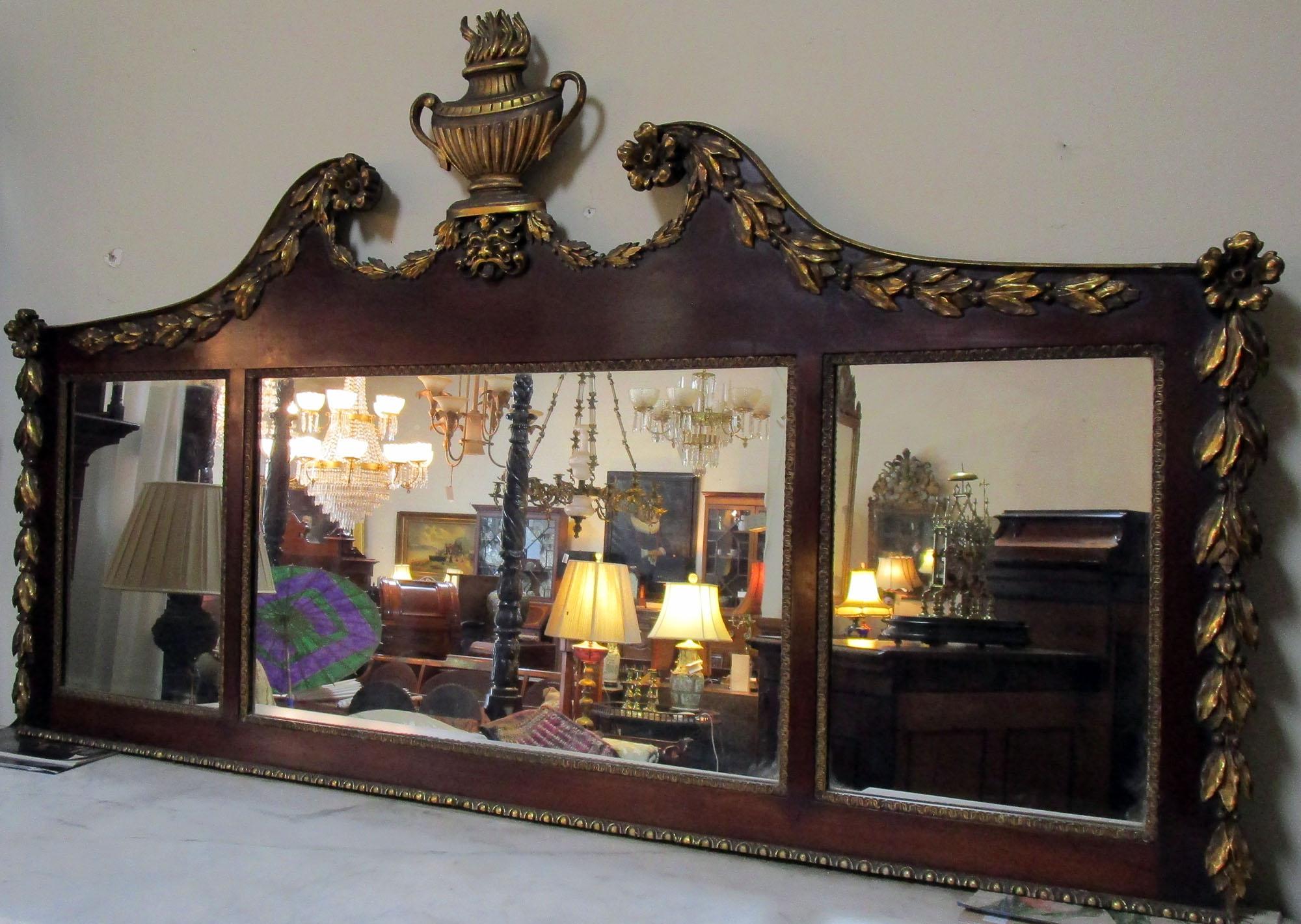 Georgian Revival English Mahogany and Giltwood Overmantle Mirror In Good Condition In Savannah, GA
