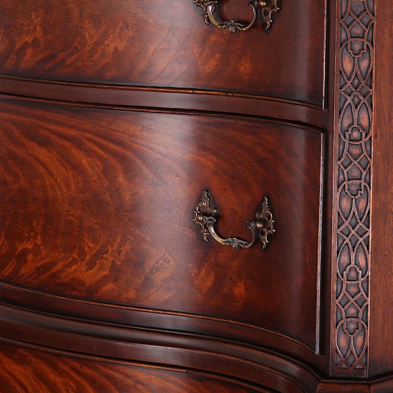 20th Century Georgian Revival Flame Mahogany Chest on Chest