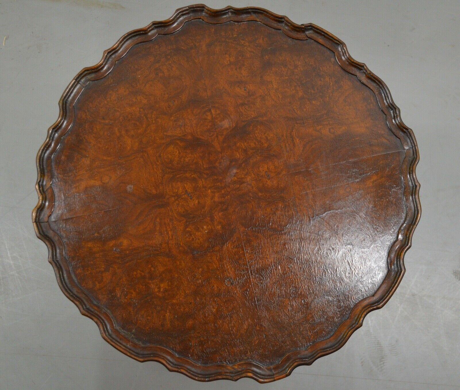20th Century GEORGIAN REVIVIAL BURR-WALNUT OCCASiONAL COFFEE LAMP TABLE For Sale