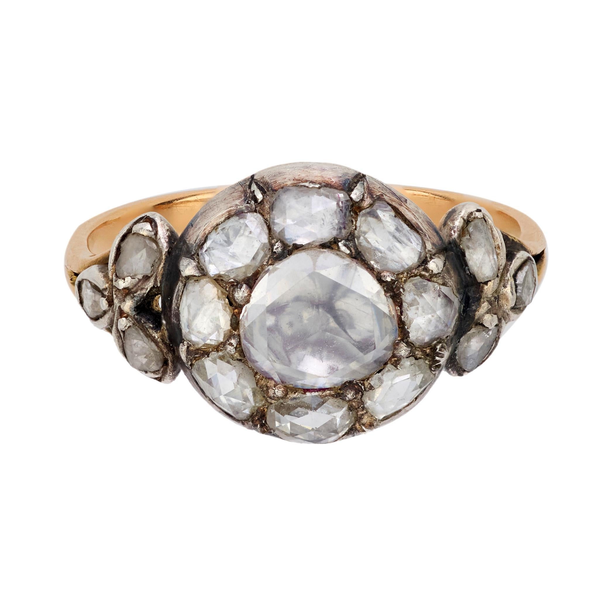Georgian rose cut diamond 18k yellow gold silver cluster ring In Good Condition For Sale In Beverly Hills, CA
