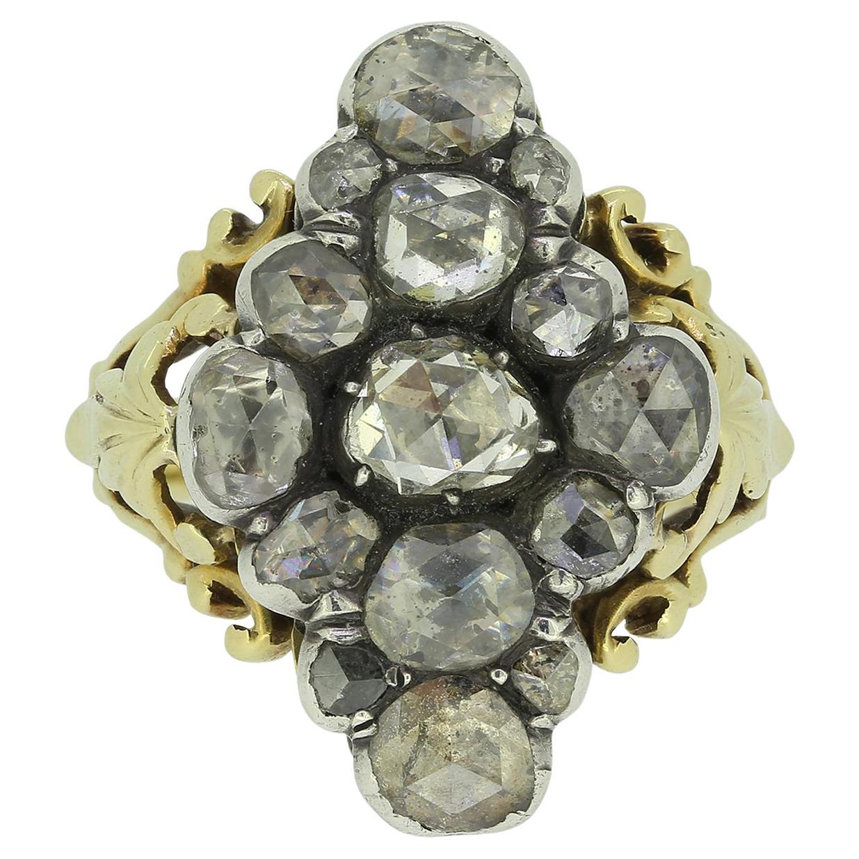 Anillo Navette con Racimo de Diamantes Georgianos talla Rosa