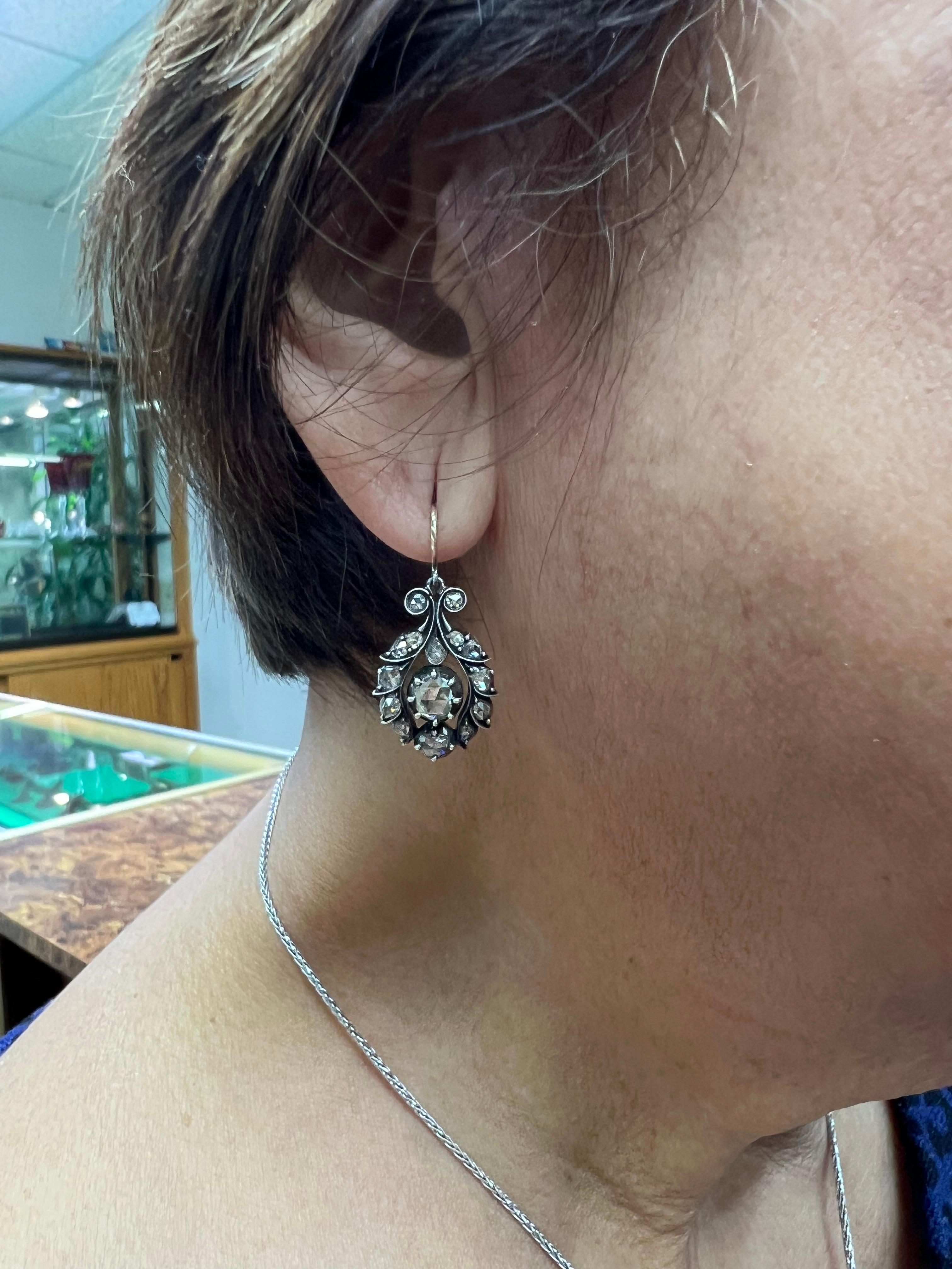 Georgian Rose Cut Diamond Drop Earrings Circa 1810 In Good Condition In Los Angeles, CA