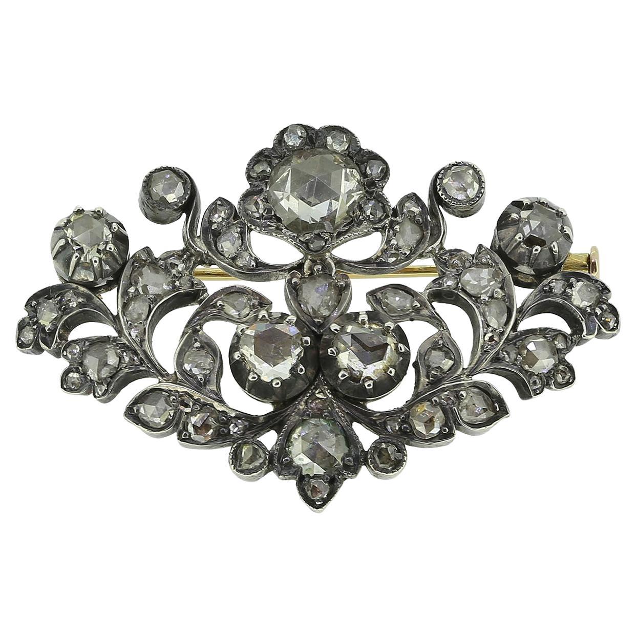 Spilla floreale con diamante taglio rosa georgiano