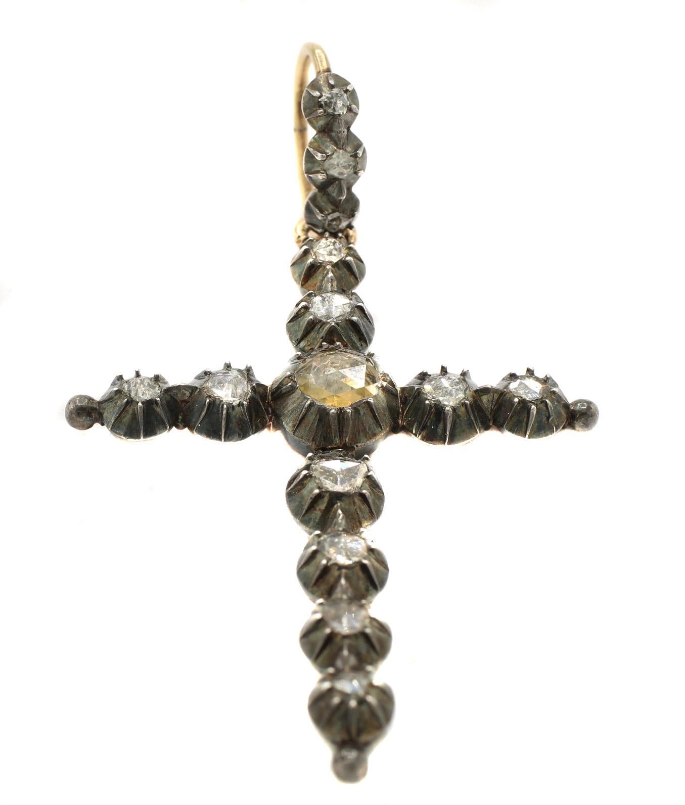 Georgian Rose Cut Diamond Silver on Gold Cross Pendant In Good Condition For Sale In New York, NY