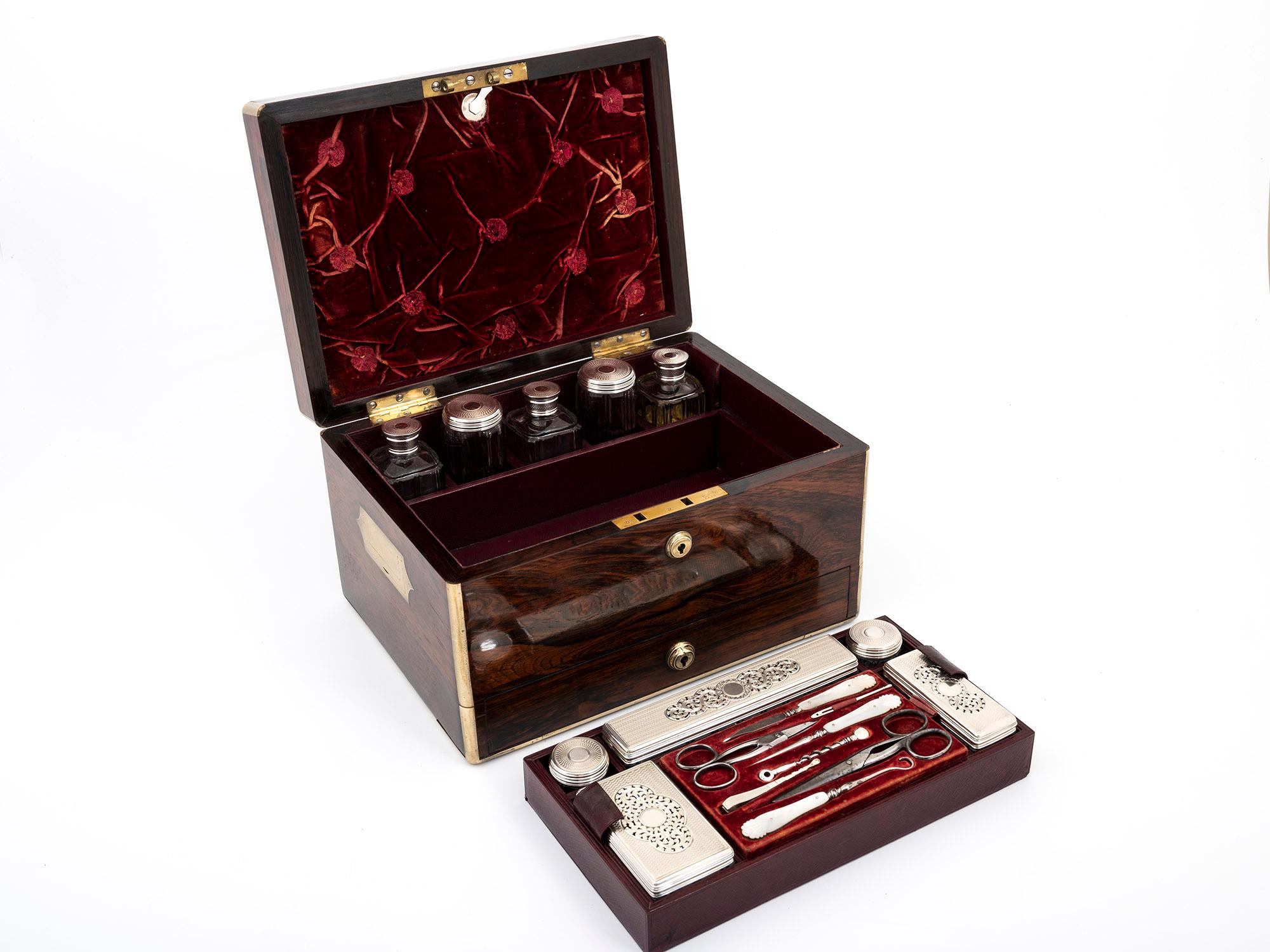 Georgian Rosewood Vanity Box For Sale 3