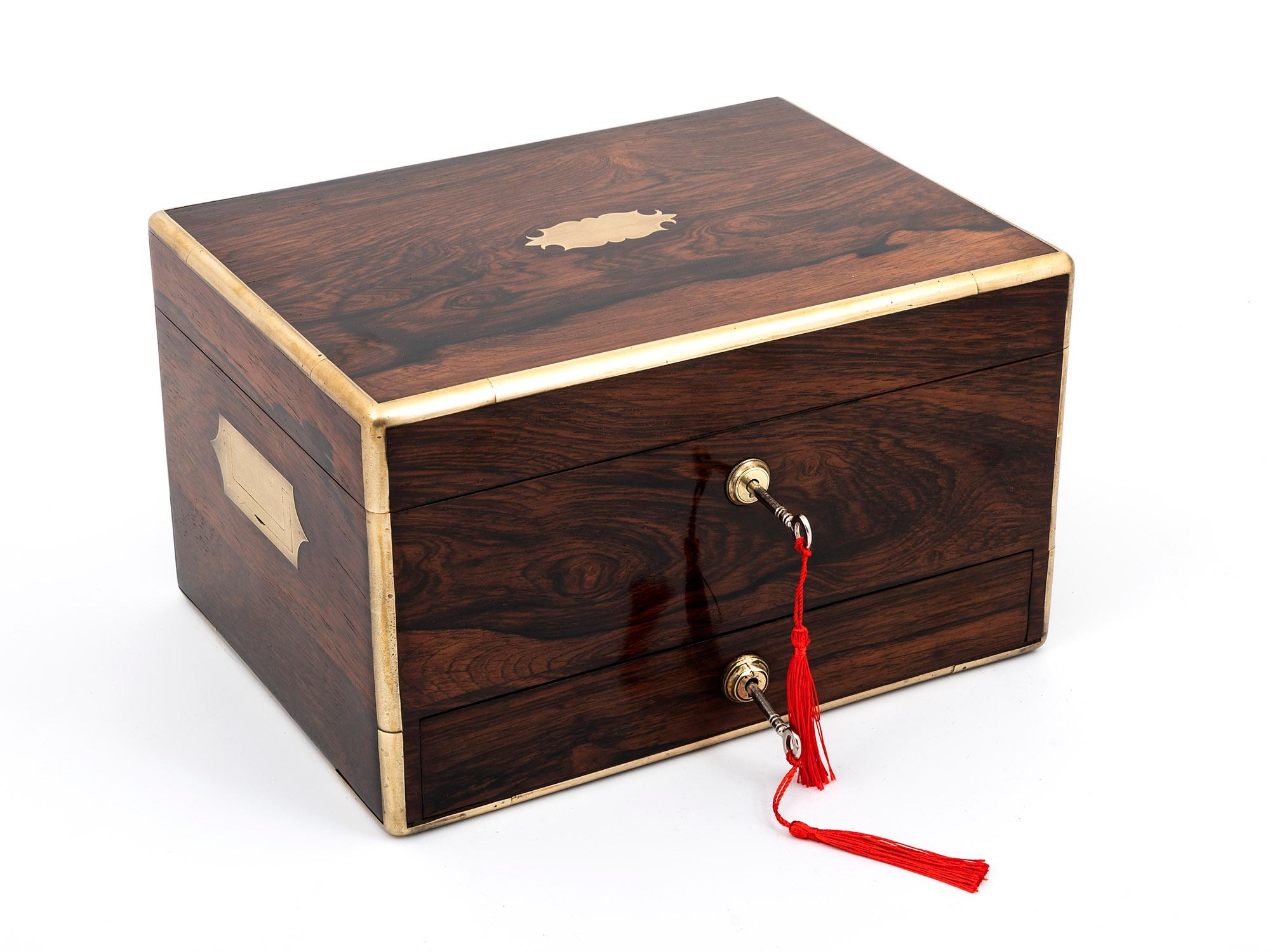 Georgian Rosewood Vanity Box For Sale 7