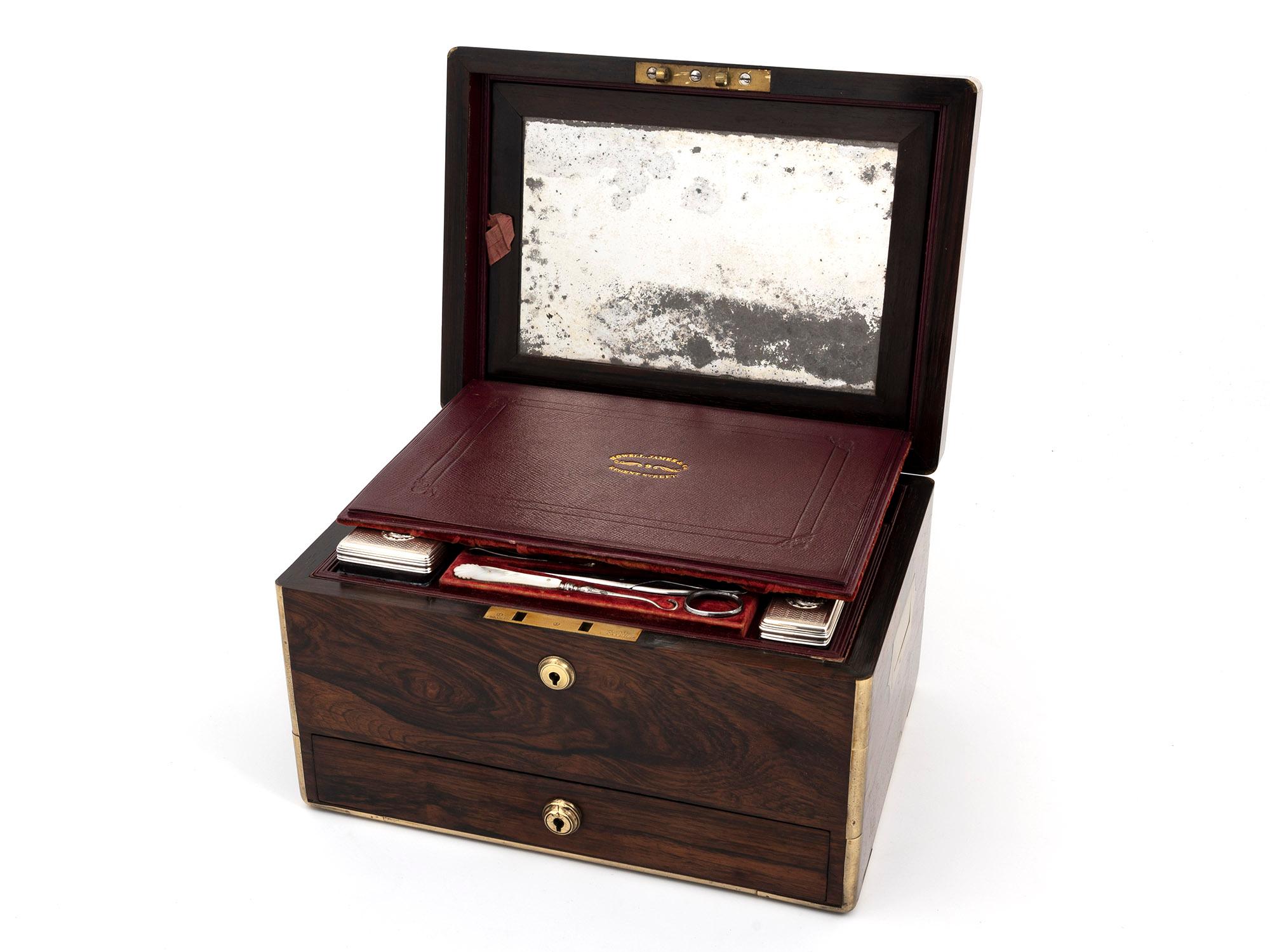 Georgian Rosewood Vanity Box For Sale 9