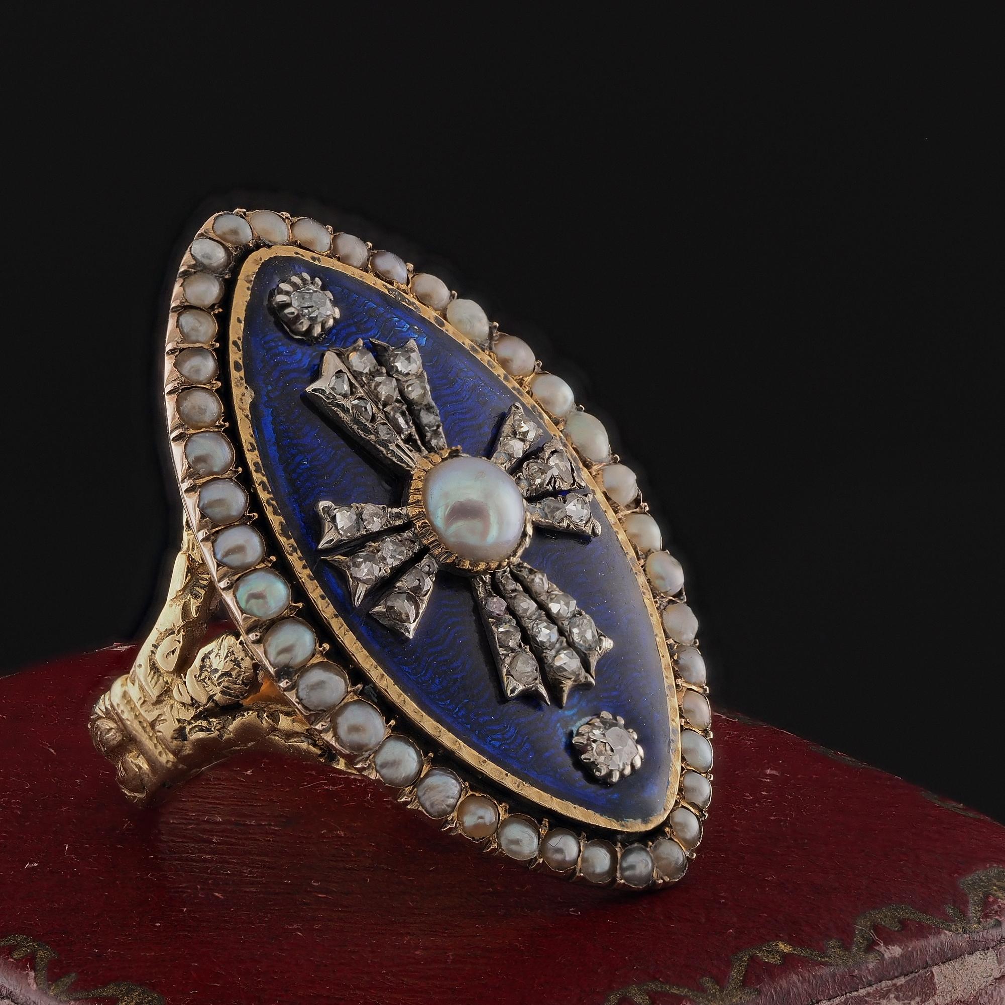georgianischer königsblauer Emaille-Diamant-Naturperlenring 18 KT (Rosenschliff) im Angebot