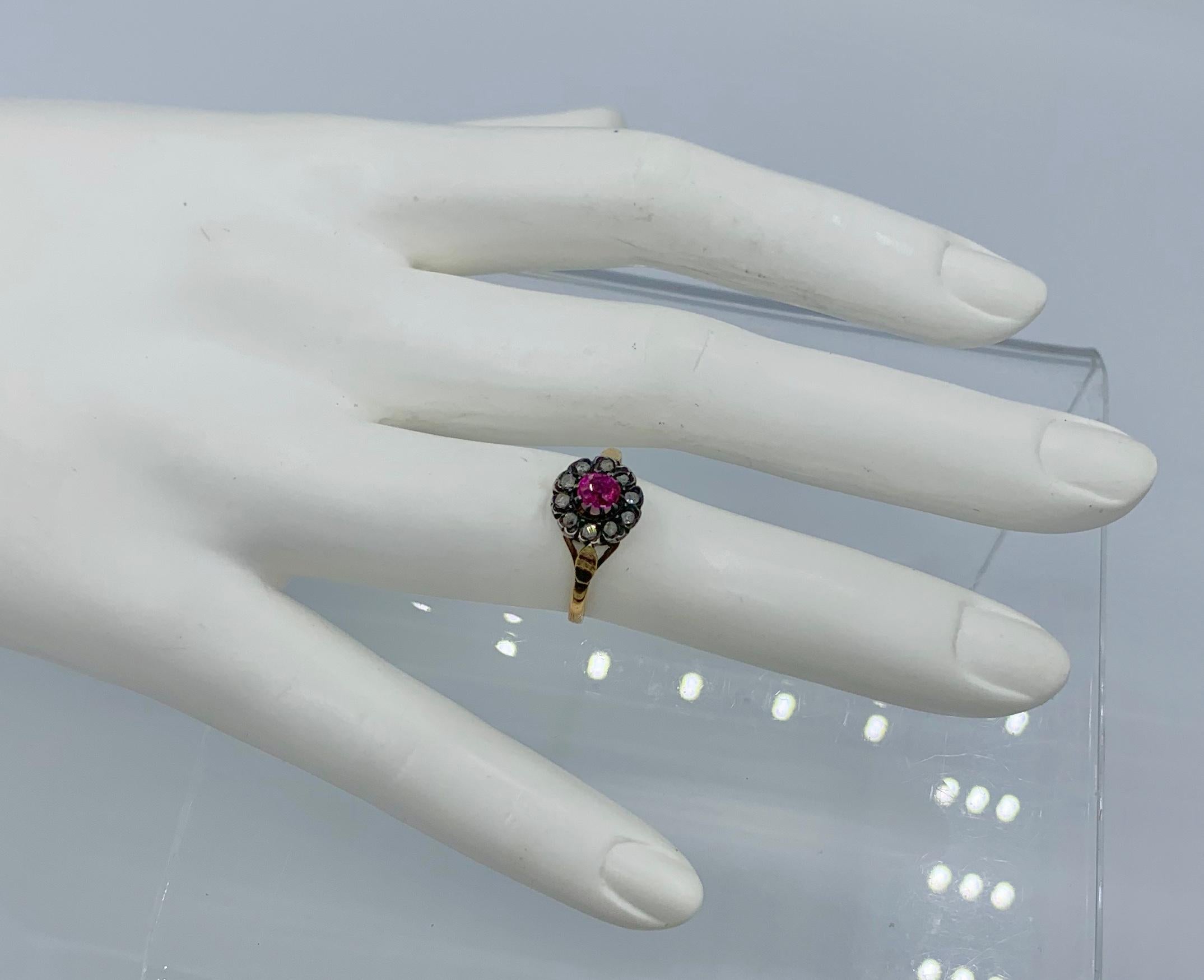 Georgian Ruby Ring Rose Cut Diamond Halo 18 Karat Gold Antique Engagement Ring For Sale 1