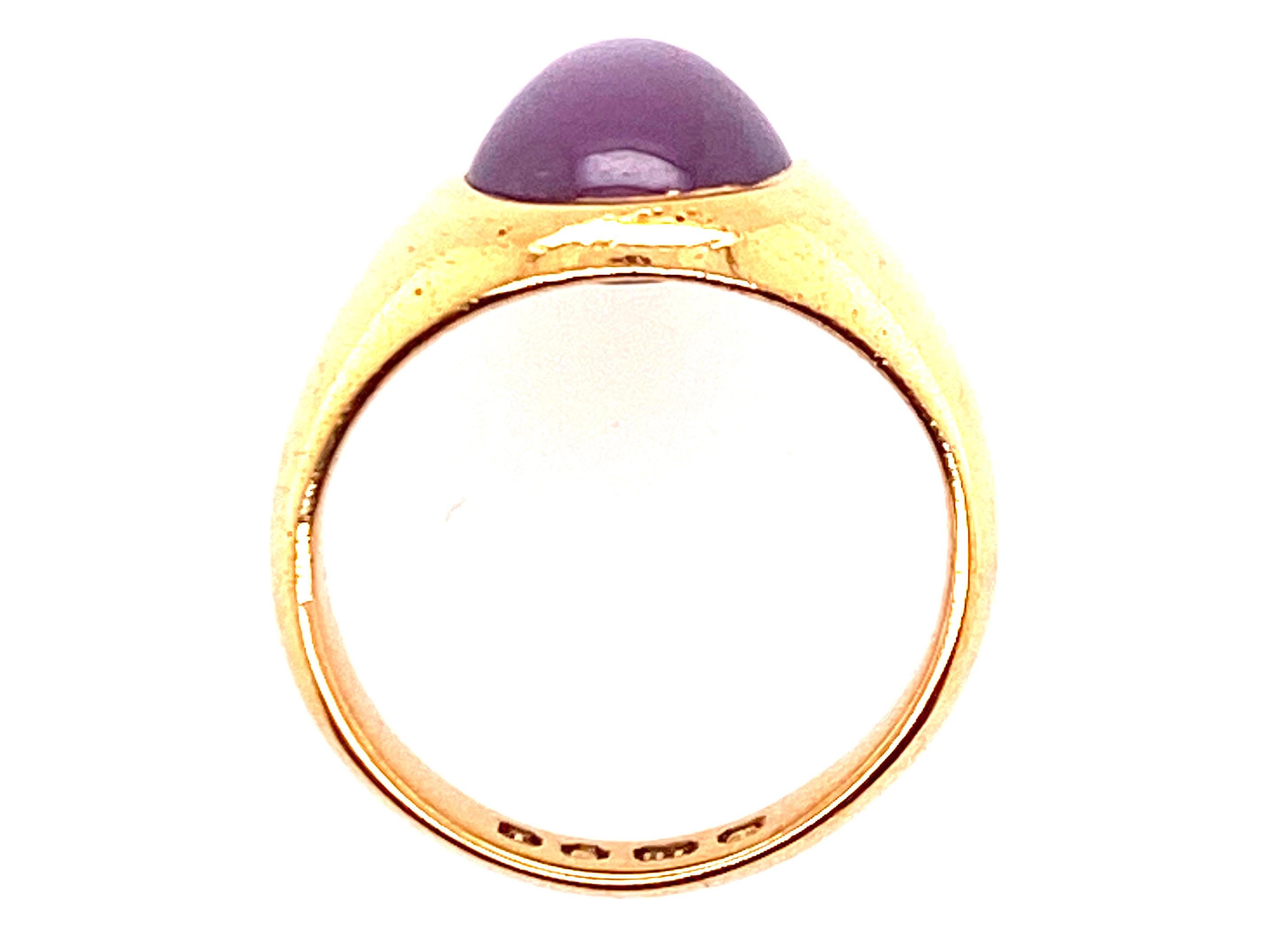 Genuine Original Georgian Antique from 1818  Purple Star Sapphire Cocktail Ring 18K Yellow Gold 


Featuring a Gorgeous 10mm Genuine Natural Round Cabochon Purple Star Sapphire Center

Hallmarks Confirm That This is a 18K Gold Ring Made in England