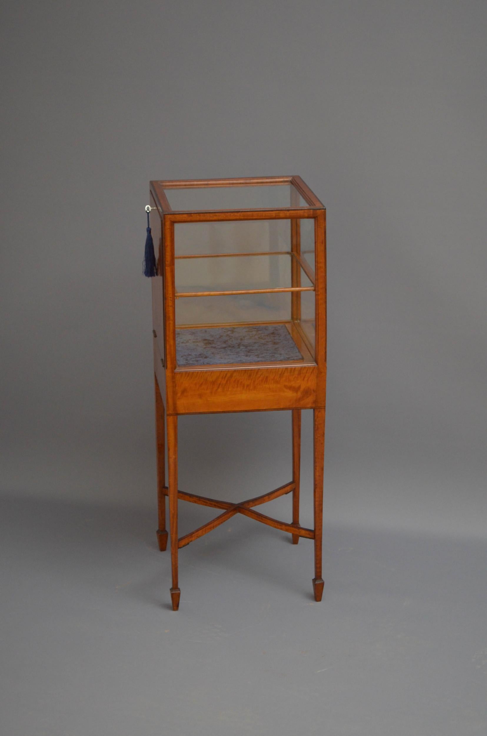 George III Georgian Satinwood Bijouterie Table