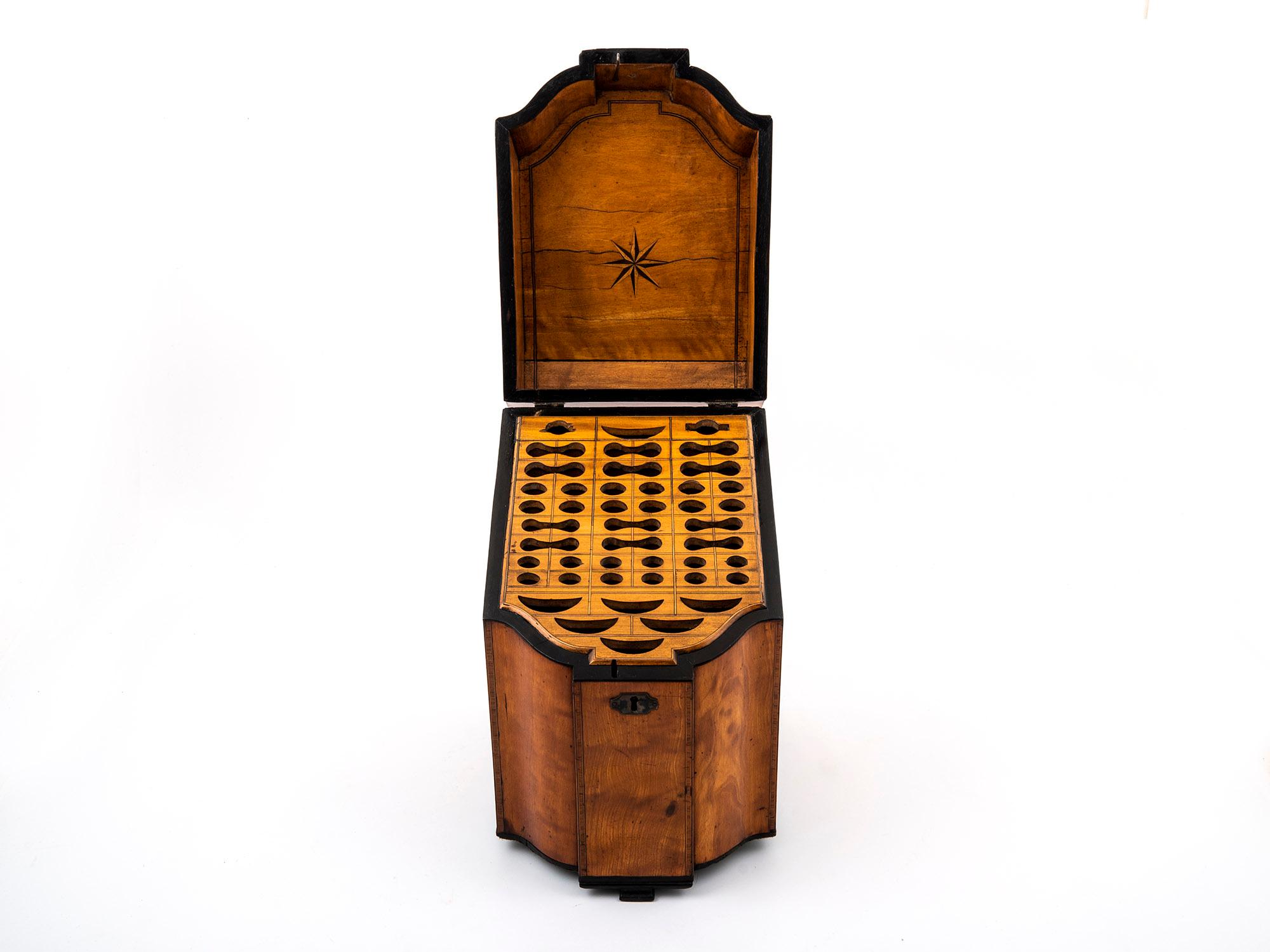 Georgian Satinwood Knife Box In Good Condition For Sale In Northampton, GB