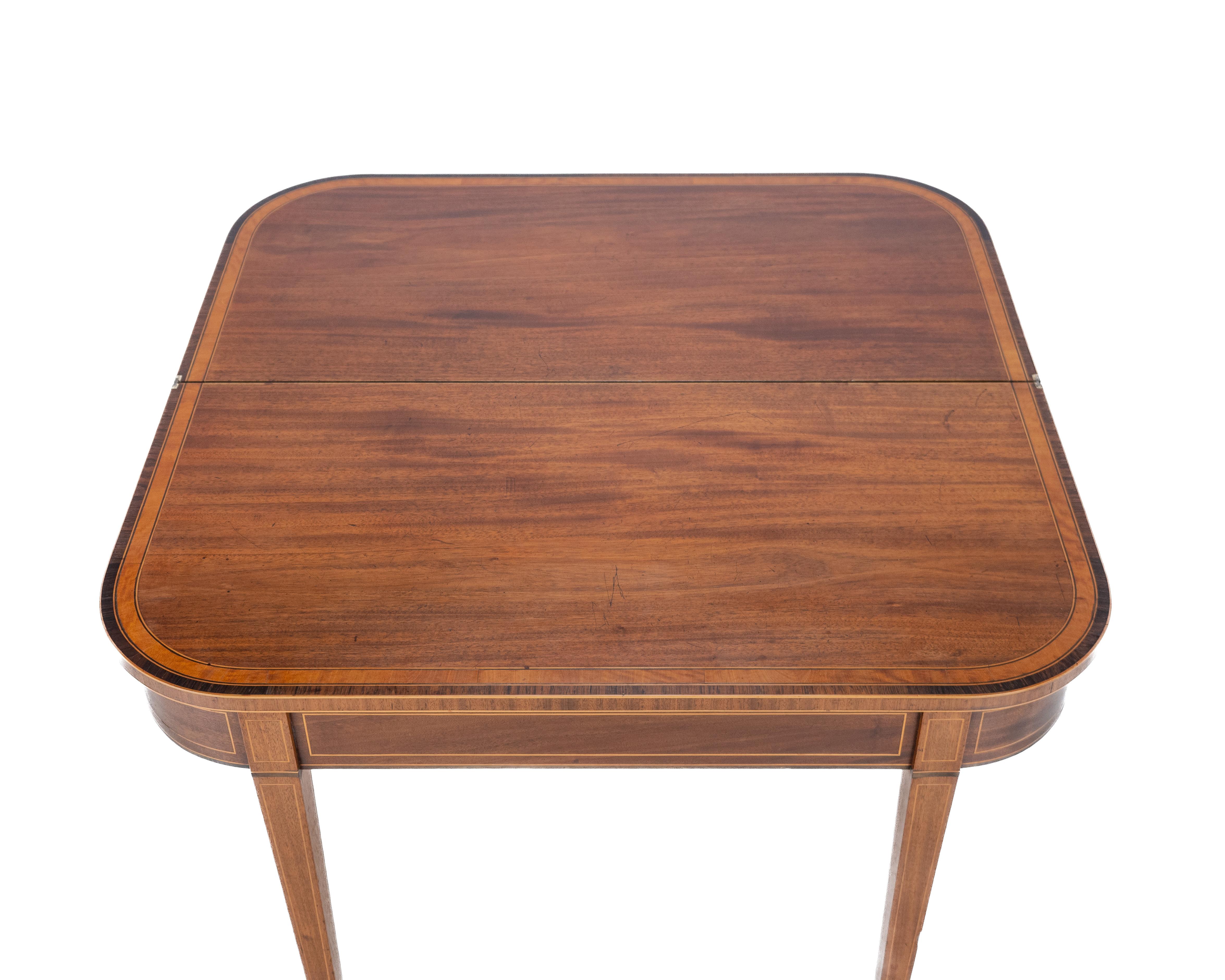 Georgian Satinwood, Rosewood, Ebony, Boxwood Inlaid Mahogany Console Tea Table In Good Condition In Leeds, GB
