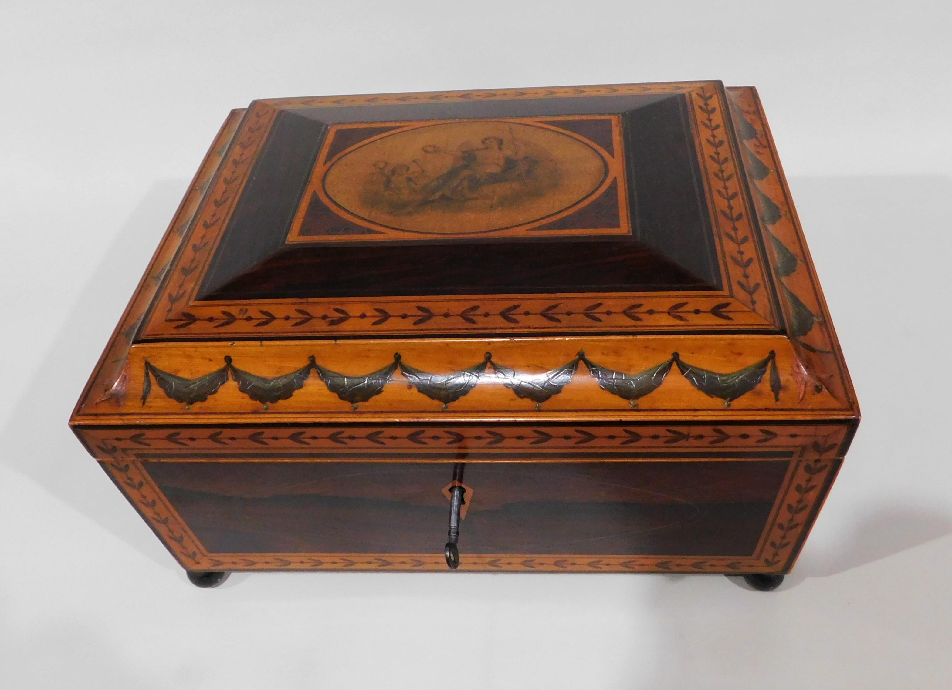 Boîte à couture en bois de citronnier géorgien datant d'environ 1825 avec serrure et clé en vente 7