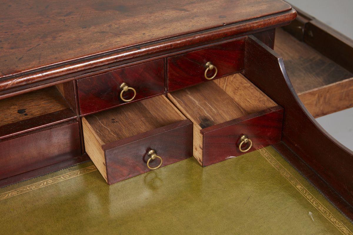 18th c. English Architect's Desk/Library Table For Sale 4