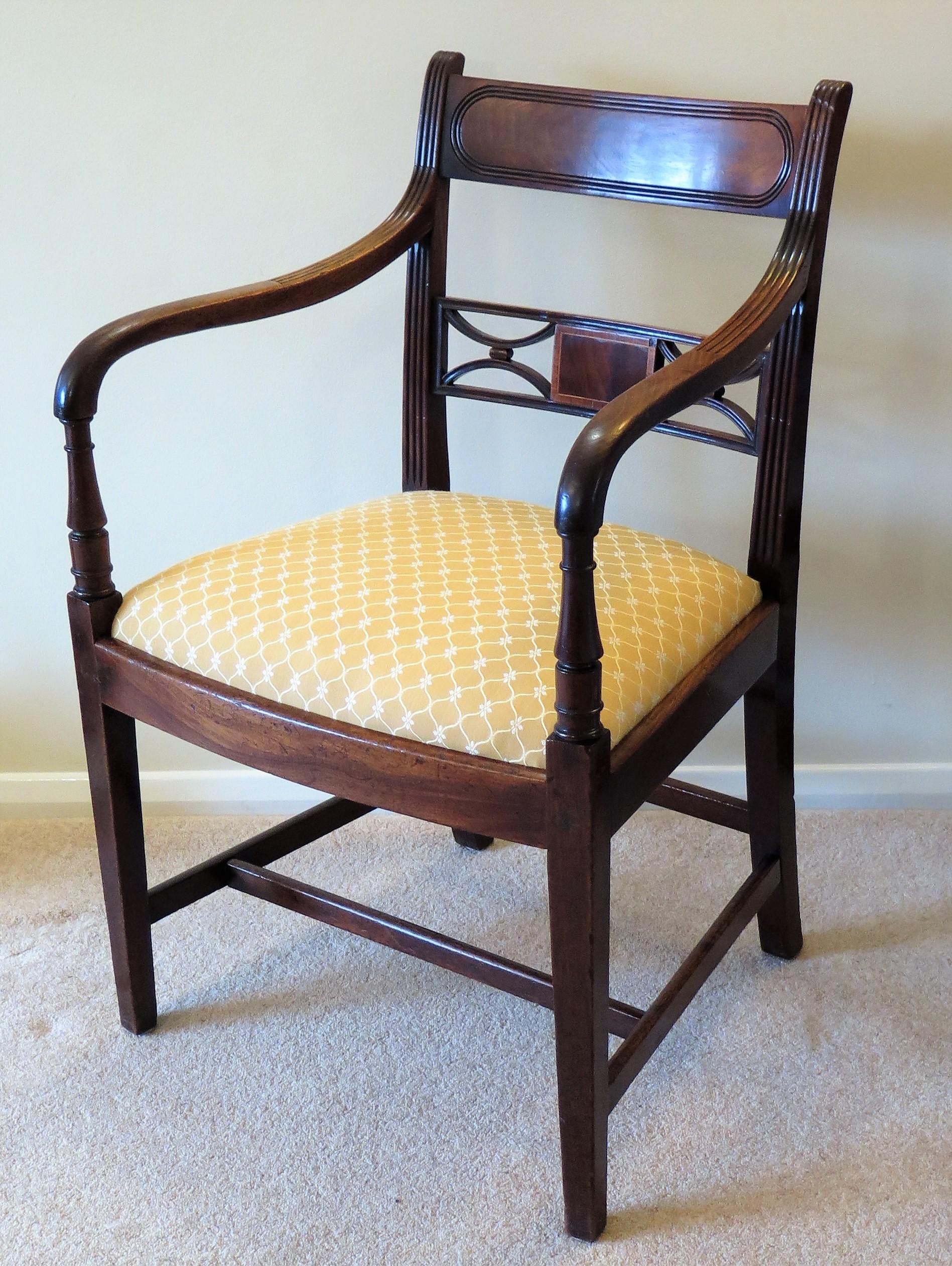 Georgian Armchair Carved Inlaid Walnut, English Sheraton circa 1790 In Good Condition For Sale In Lincoln, Lincolnshire