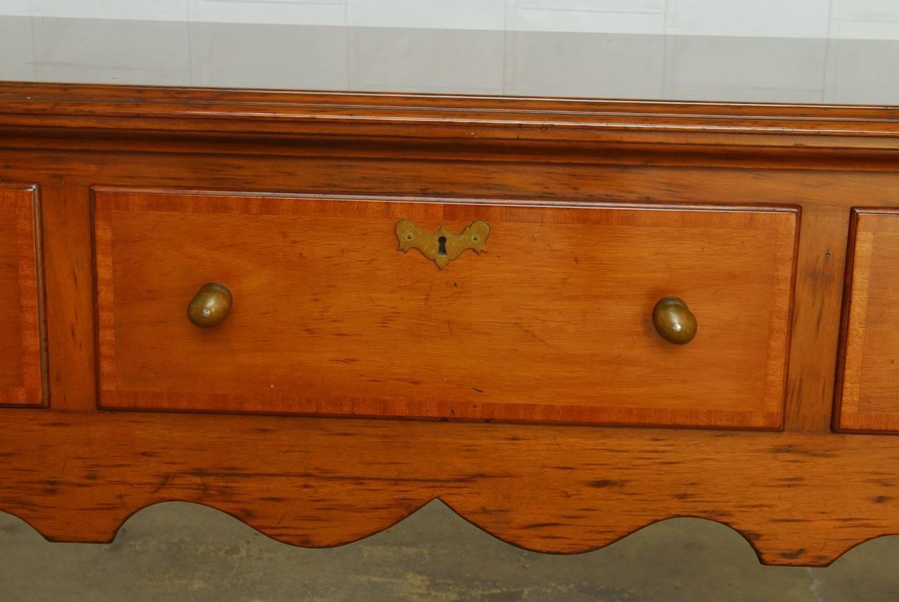 Hand-Crafted Georgian Sideboard by Kittinger for Williamsburg Restoration Inc.
