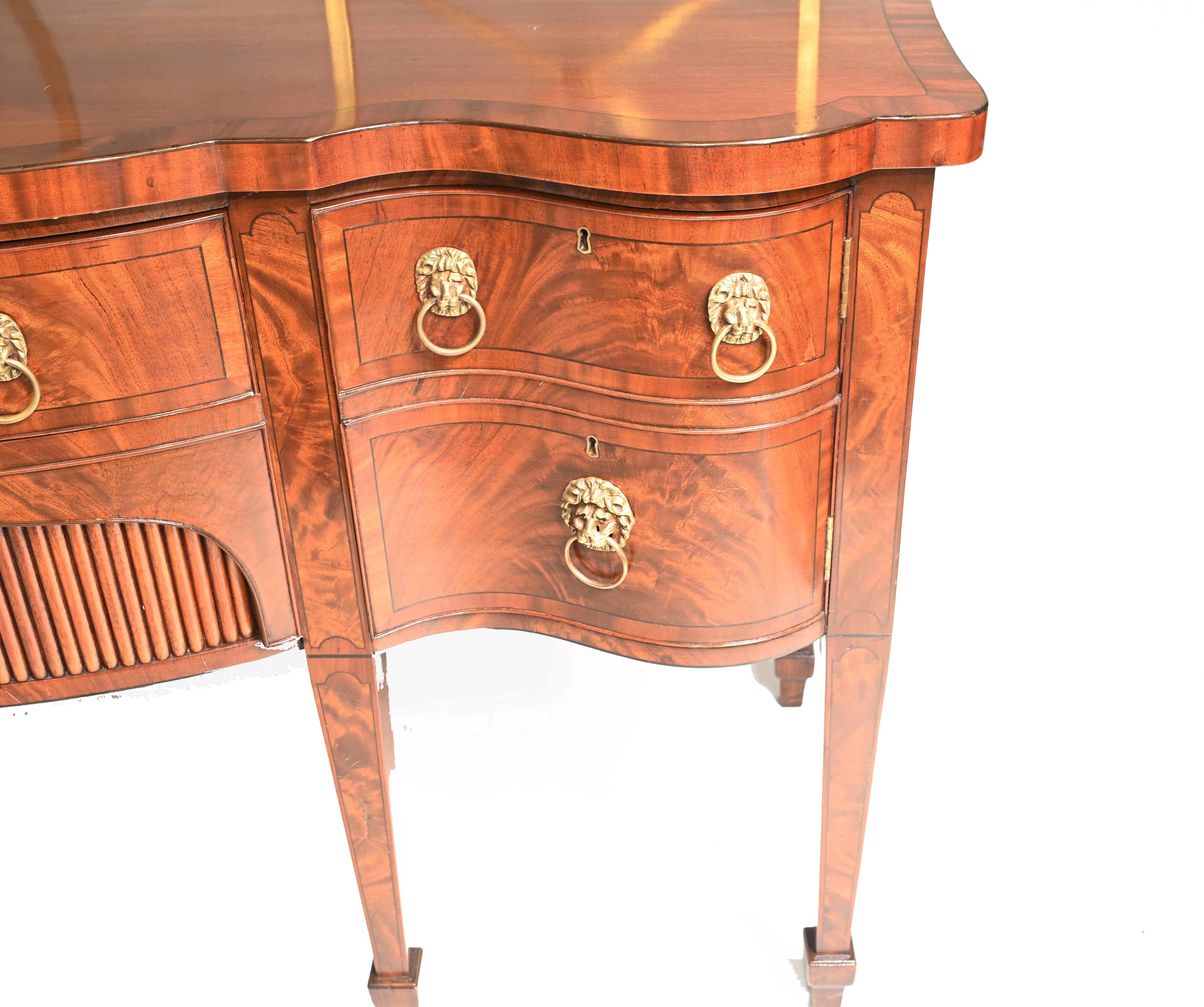 Georgian Sideboard Mahogany Server Brass Gallery 1880 In Good Condition For Sale In Potters Bar, GB