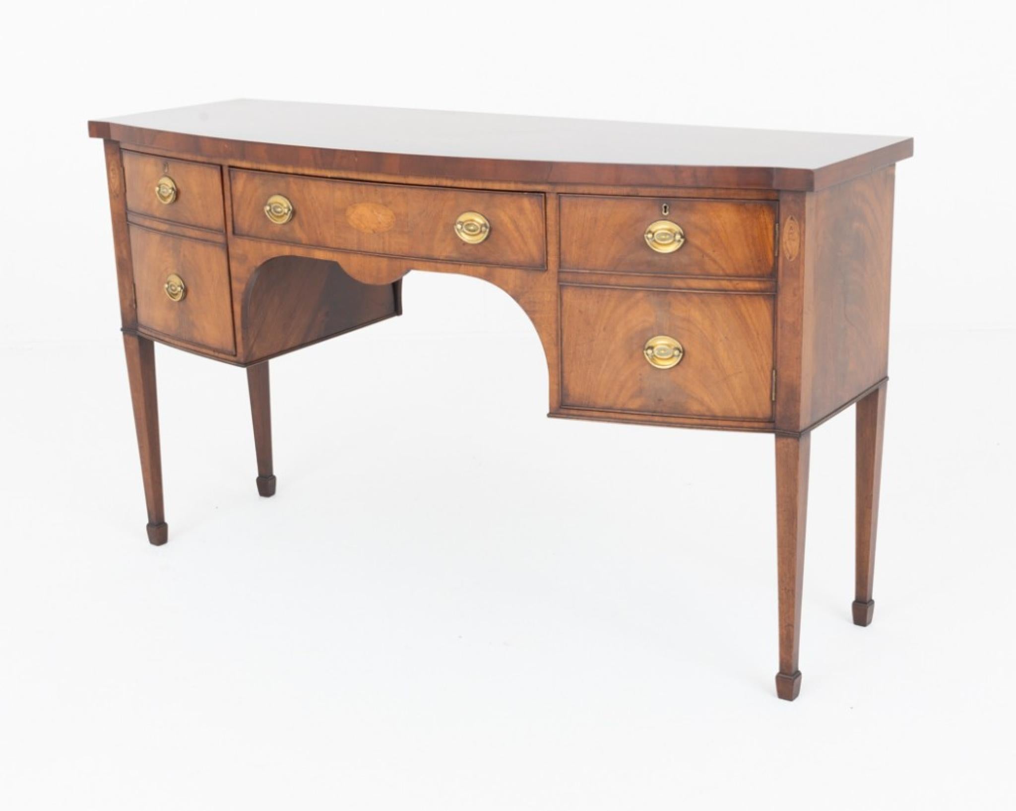 Georgian Revival mahogany sideboard
Raised upon tapered legs with spade feet
We can ship to anywhere in the world including the US, please get in touch for a shipping quote
This sideboard features 5 oak lined drawers with original decorative oval