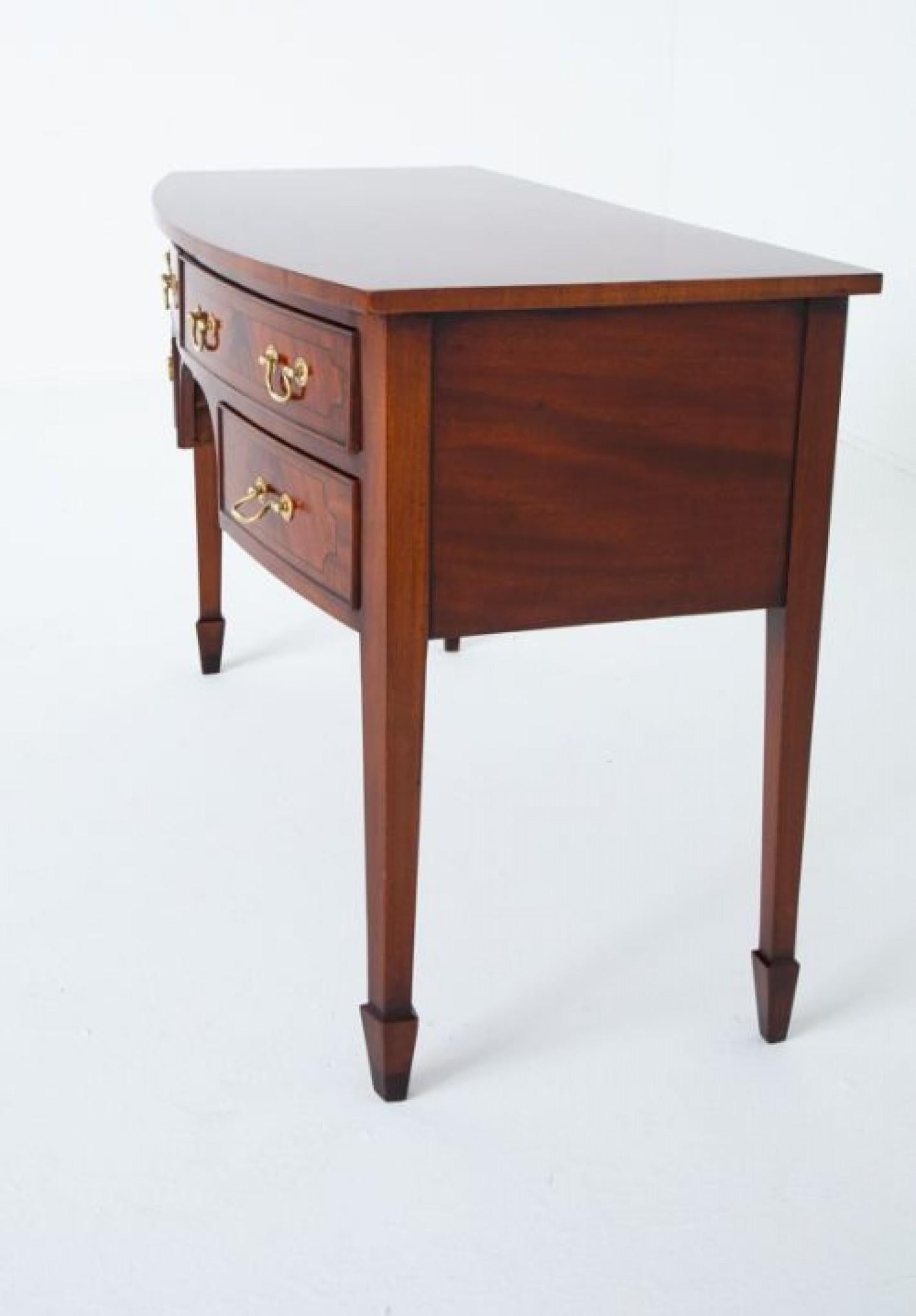 Georgiano Credenza georgiana Server Revival in mogano in vendita