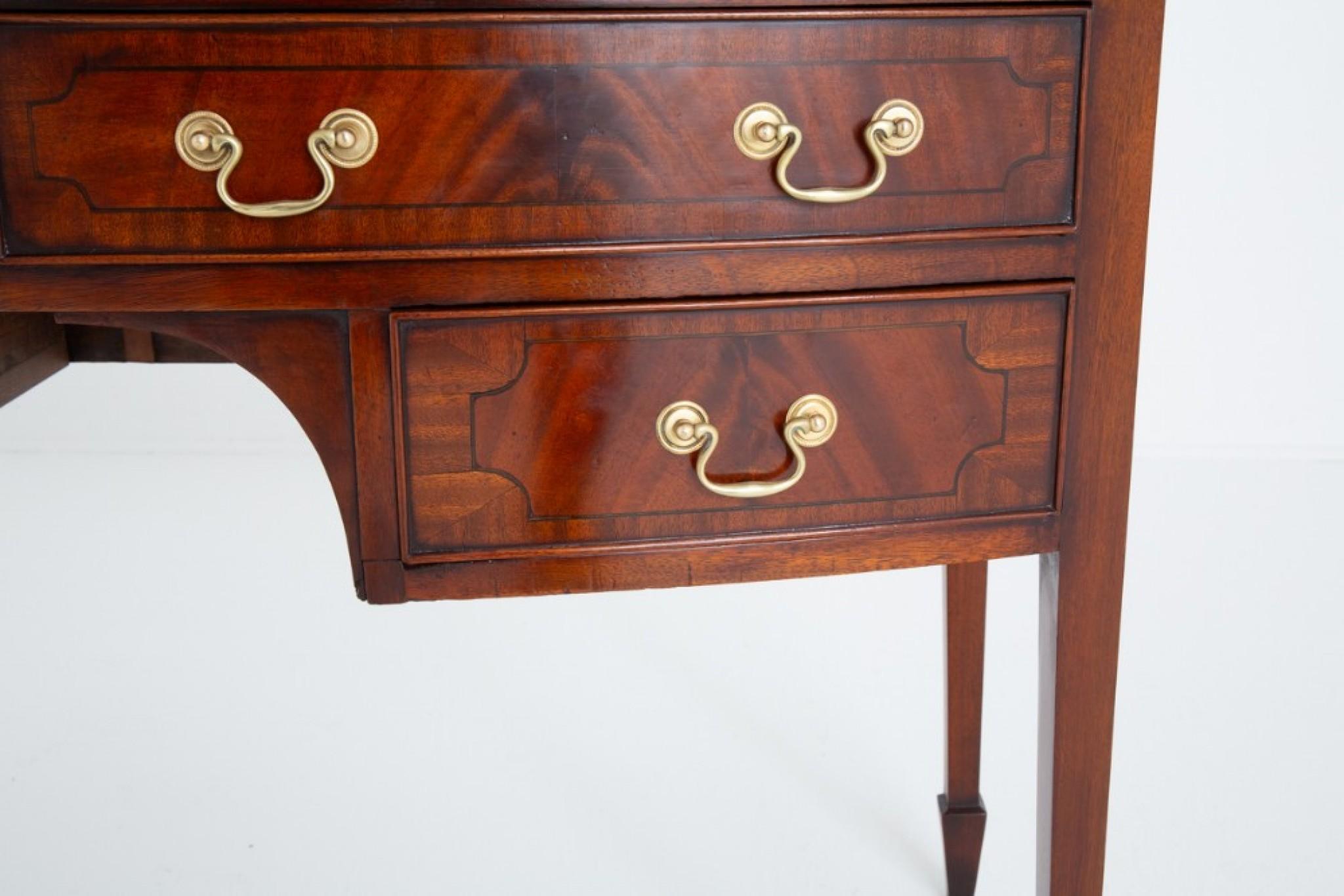 Credenza georgiana Server Revival in mogano in vendita 3